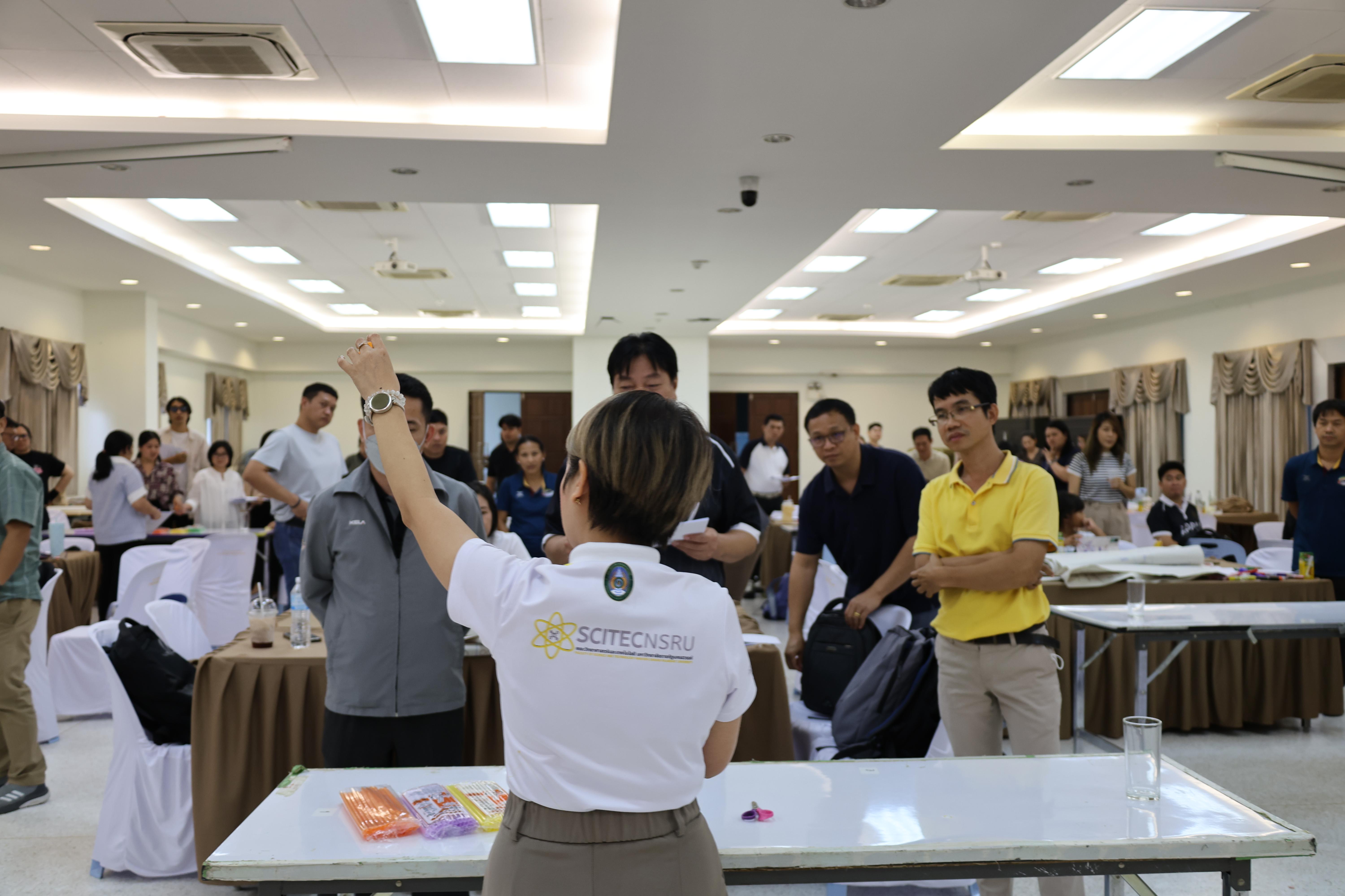 320. วันนี้เป็นการอบรมในโมดูลที่ 10 เรื่อง “ทักษะการโค้ชเพื่อการพัฒนา Soft Skills” .