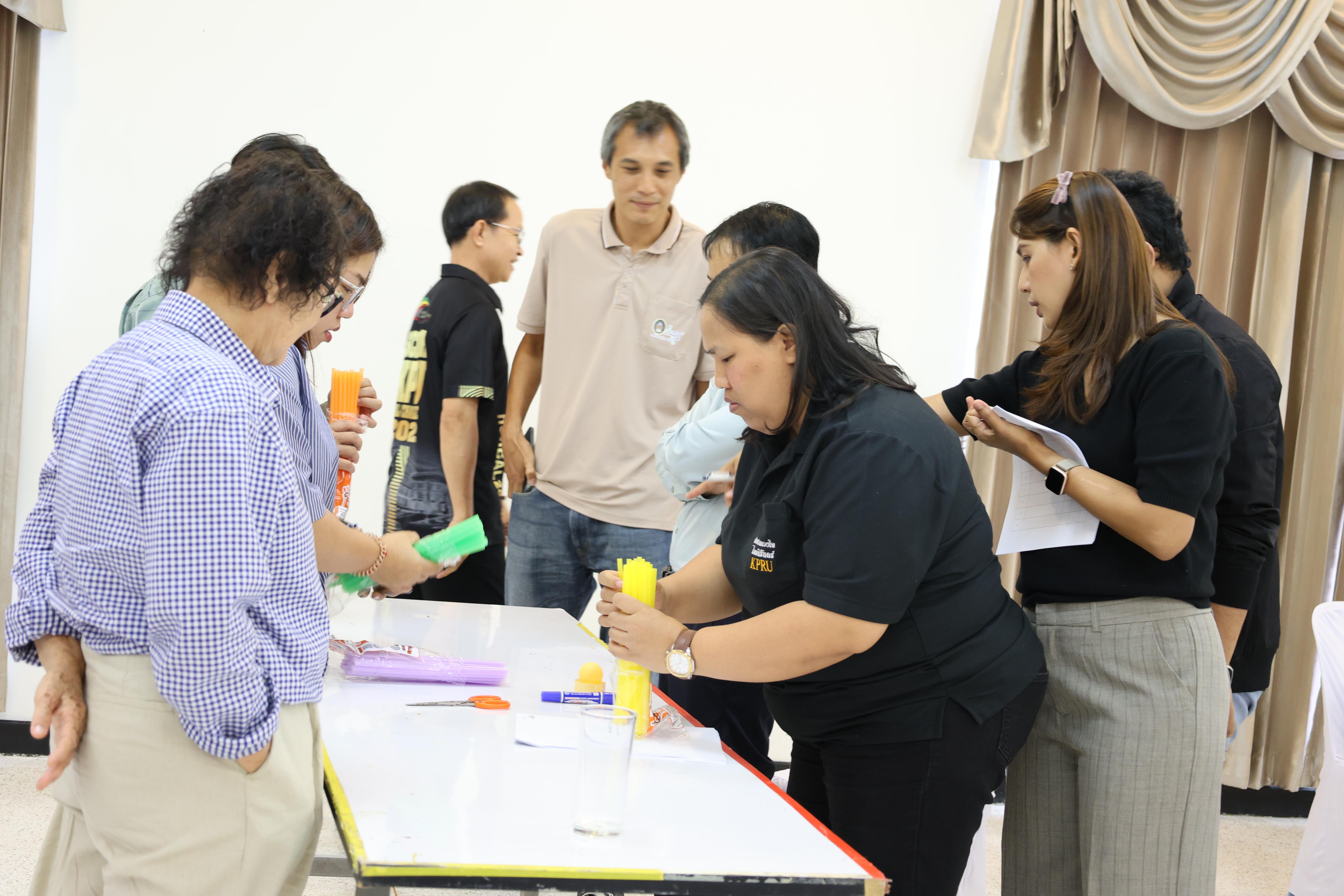 337. วันนี้เป็นการอบรมในโมดูลที่ 10 เรื่อง “ทักษะการโค้ชเพื่อการพัฒนา Soft Skills” .