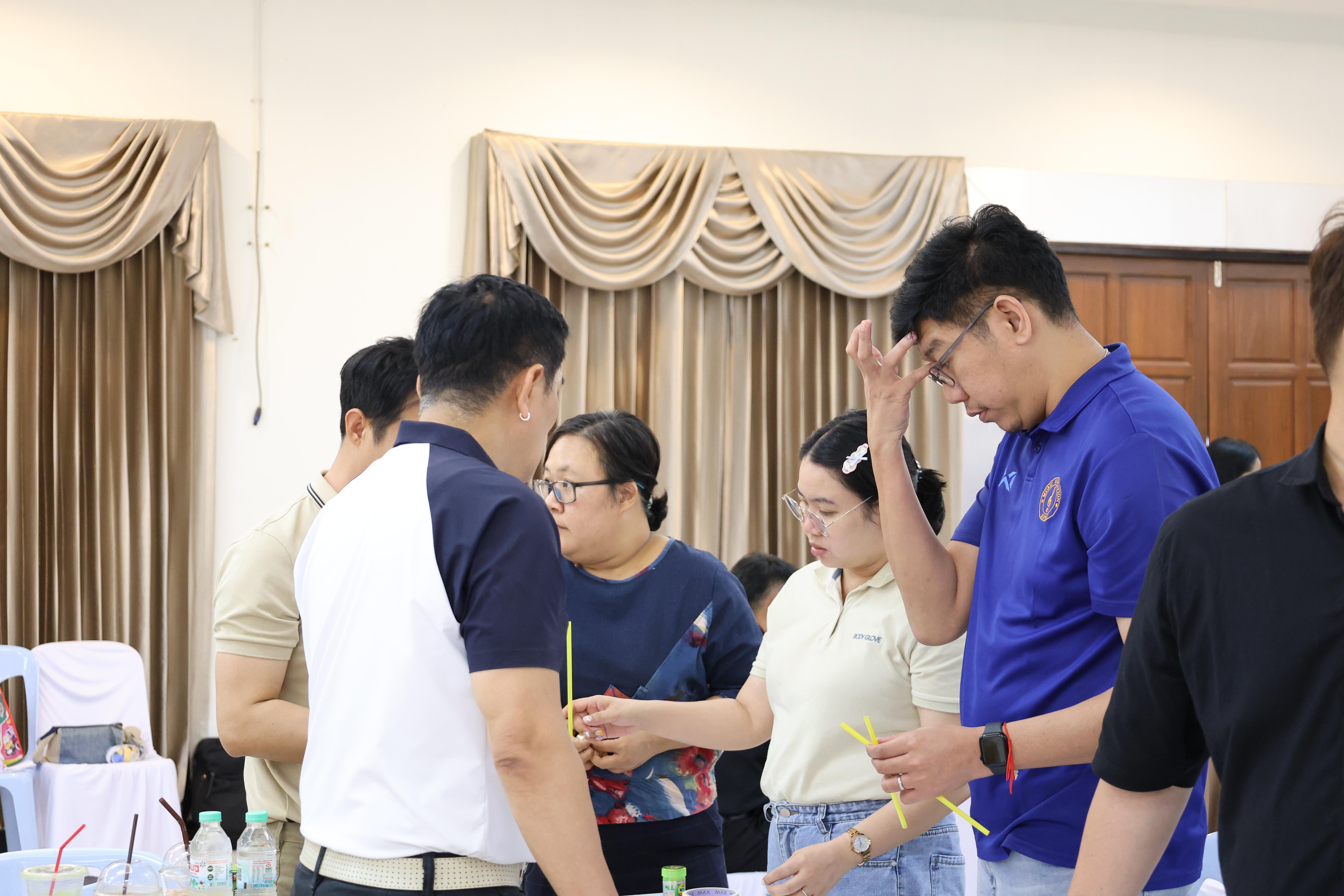 345. วันนี้เป็นการอบรมในโมดูลที่ 10 เรื่อง “ทักษะการโค้ชเพื่อการพัฒนา Soft Skills” .
