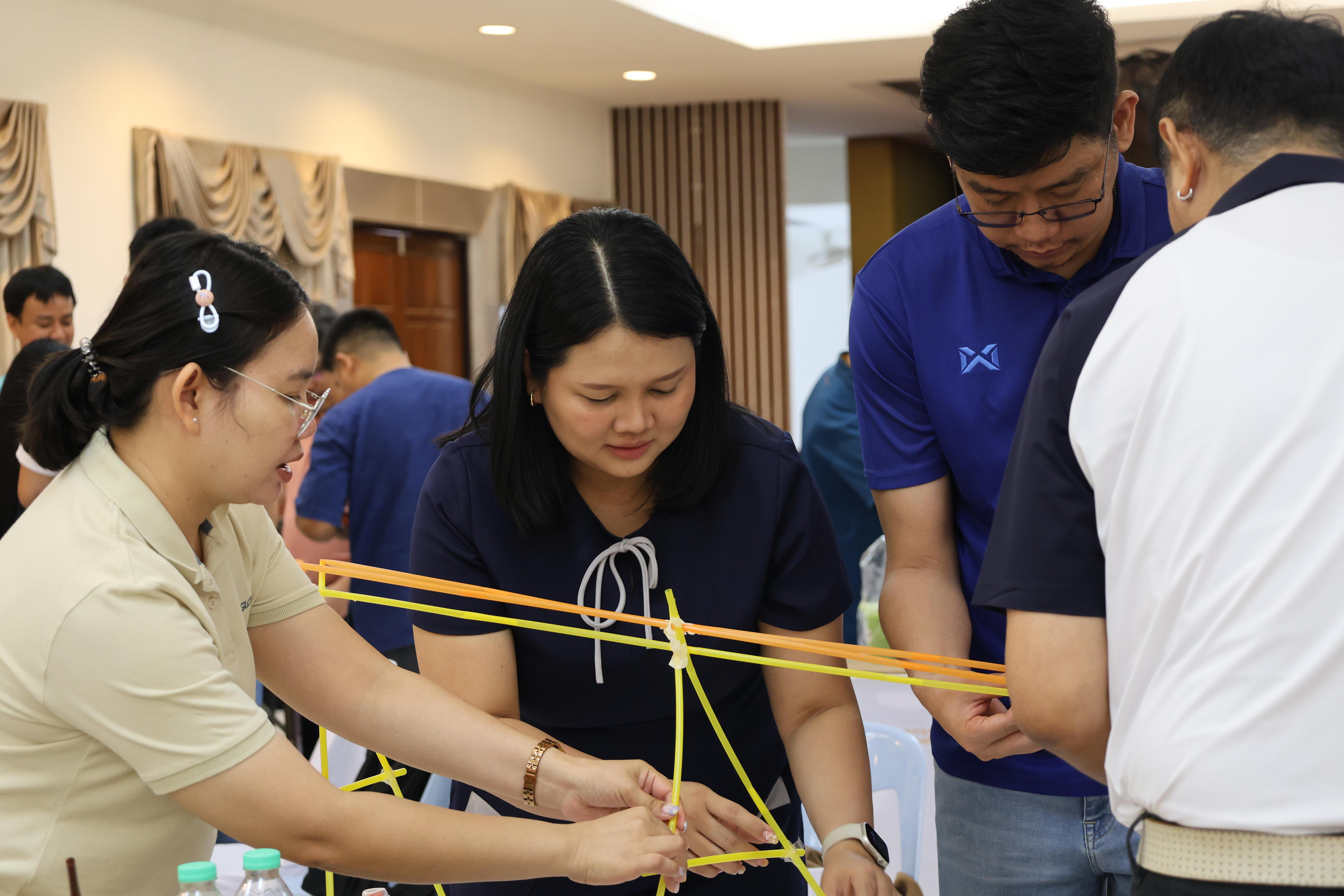 399. วันนี้เป็นการอบรมในโมดูลที่ 10 เรื่อง “ทักษะการโค้ชเพื่อการพัฒนา Soft Skills” .