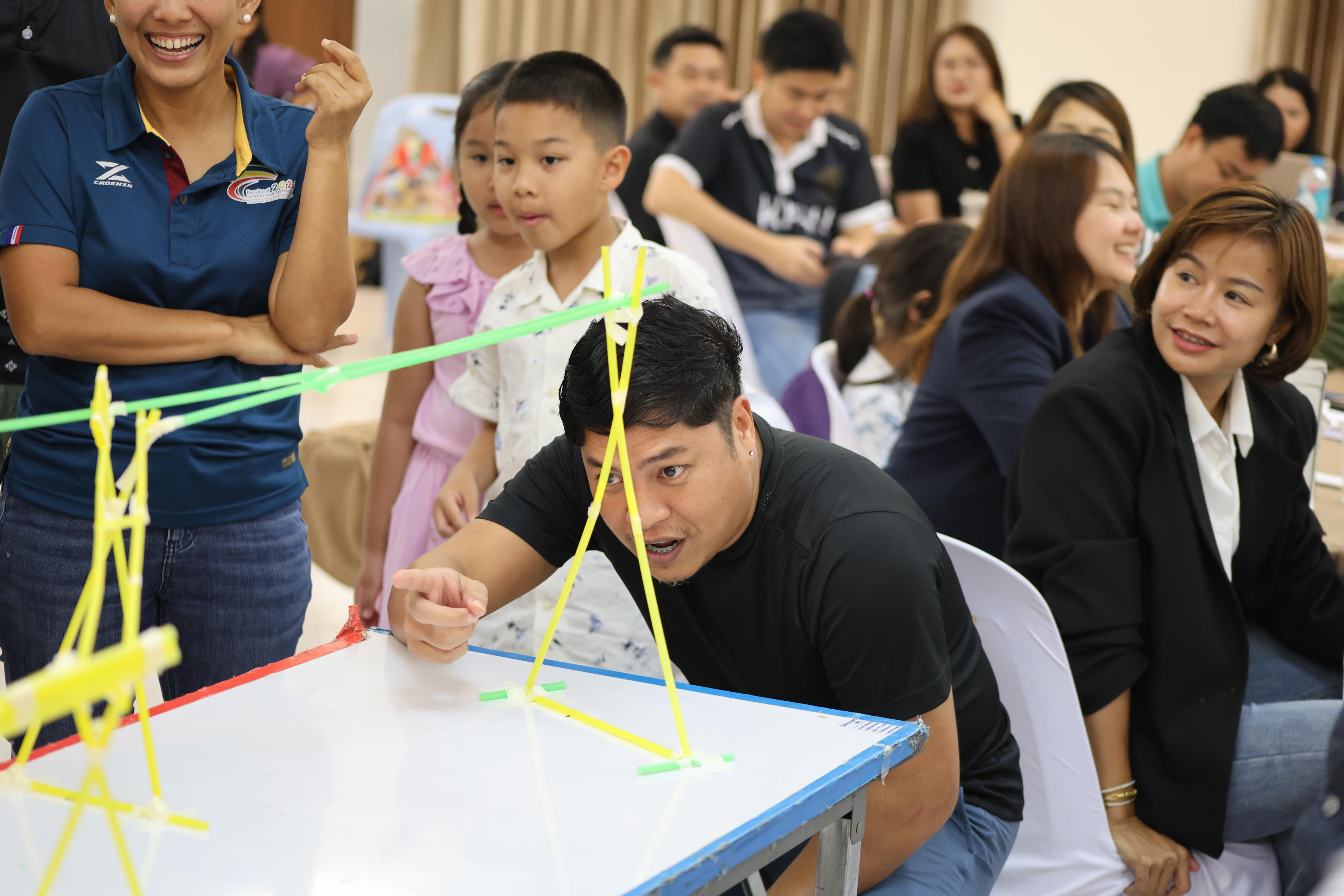 443. วันนี้เป็นการอบรมในโมดูลที่ 10 เรื่อง “ทักษะการโค้ชเพื่อการพัฒนา Soft Skills” .