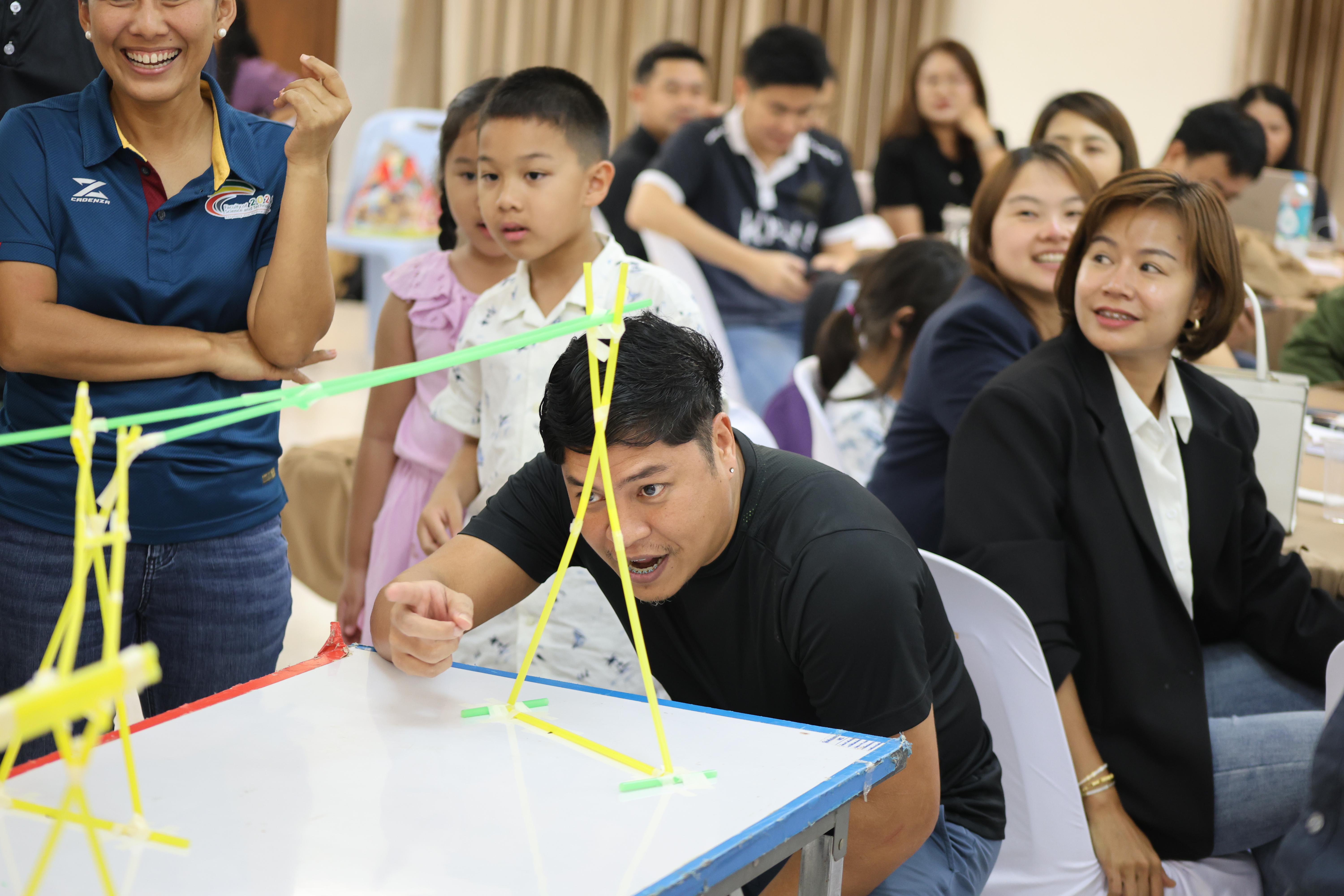 444. วันนี้เป็นการอบรมในโมดูลที่ 10 เรื่อง “ทักษะการโค้ชเพื่อการพัฒนา Soft Skills” .