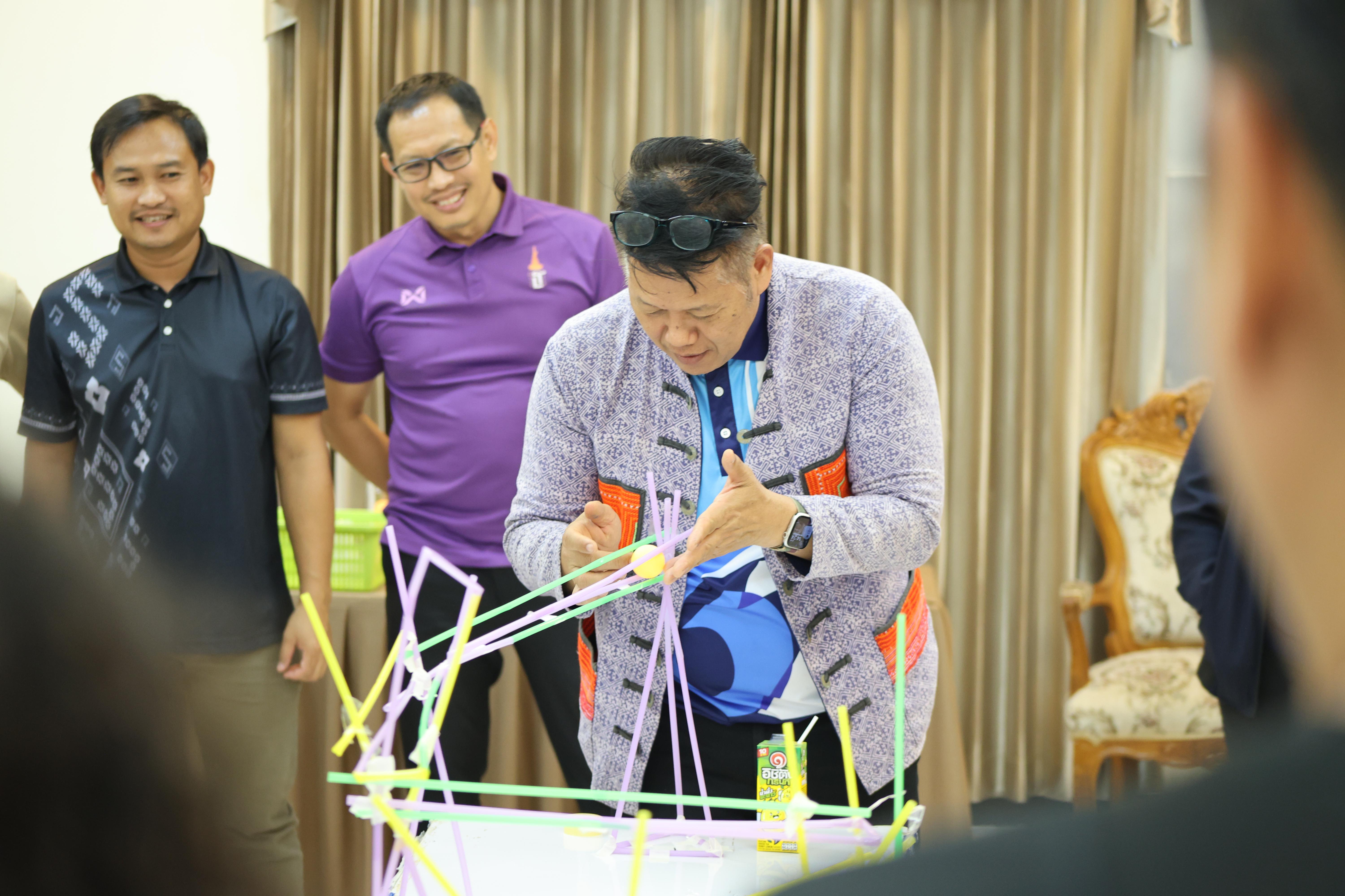 467. วันนี้เป็นการอบรมในโมดูลที่ 10 เรื่อง “ทักษะการโค้ชเพื่อการพัฒนา Soft Skills” .