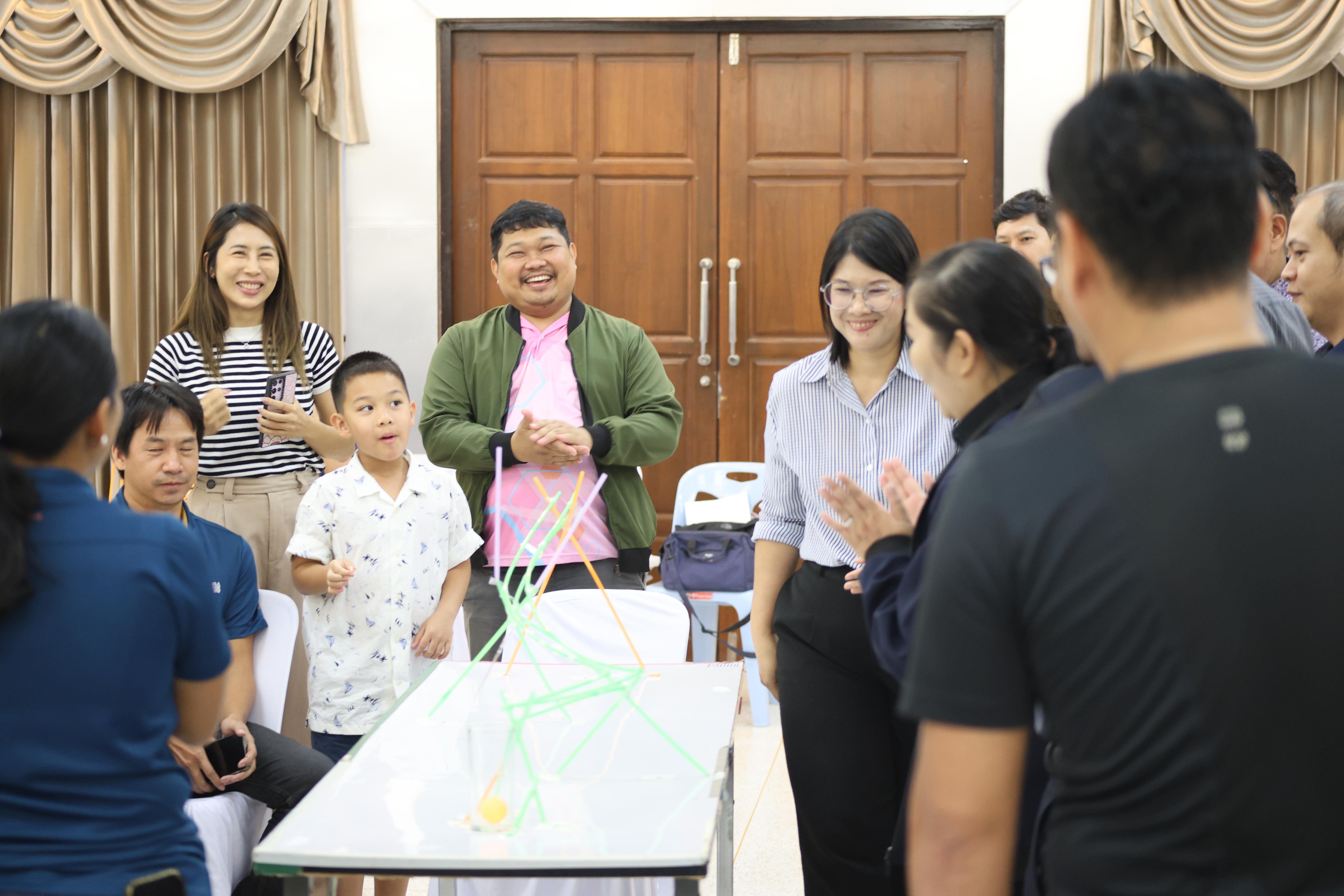 469. วันนี้เป็นการอบรมในโมดูลที่ 10 เรื่อง “ทักษะการโค้ชเพื่อการพัฒนา Soft Skills” .