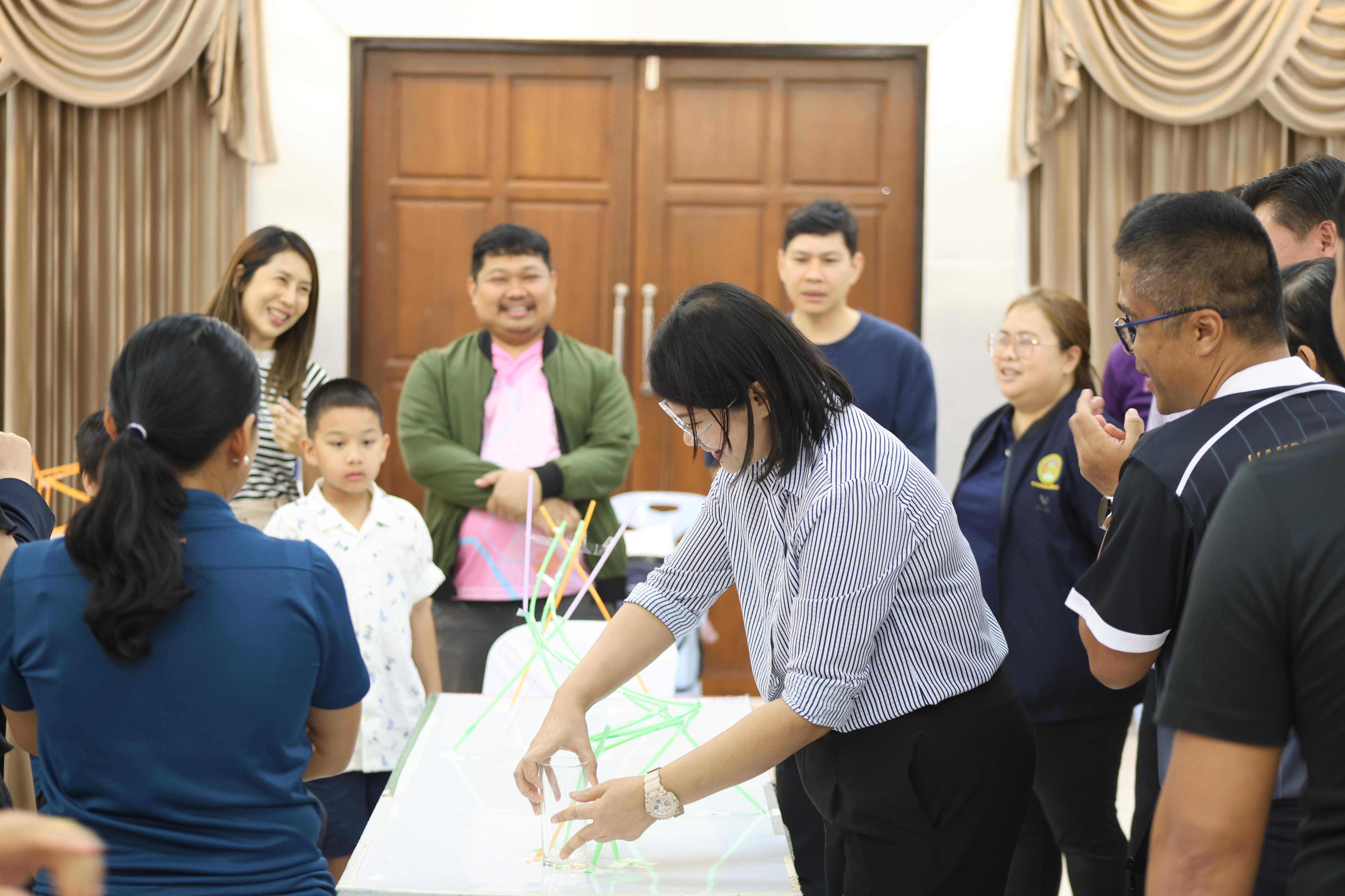 471. วันนี้เป็นการอบรมในโมดูลที่ 10 เรื่อง “ทักษะการโค้ชเพื่อการพัฒนา Soft Skills” .