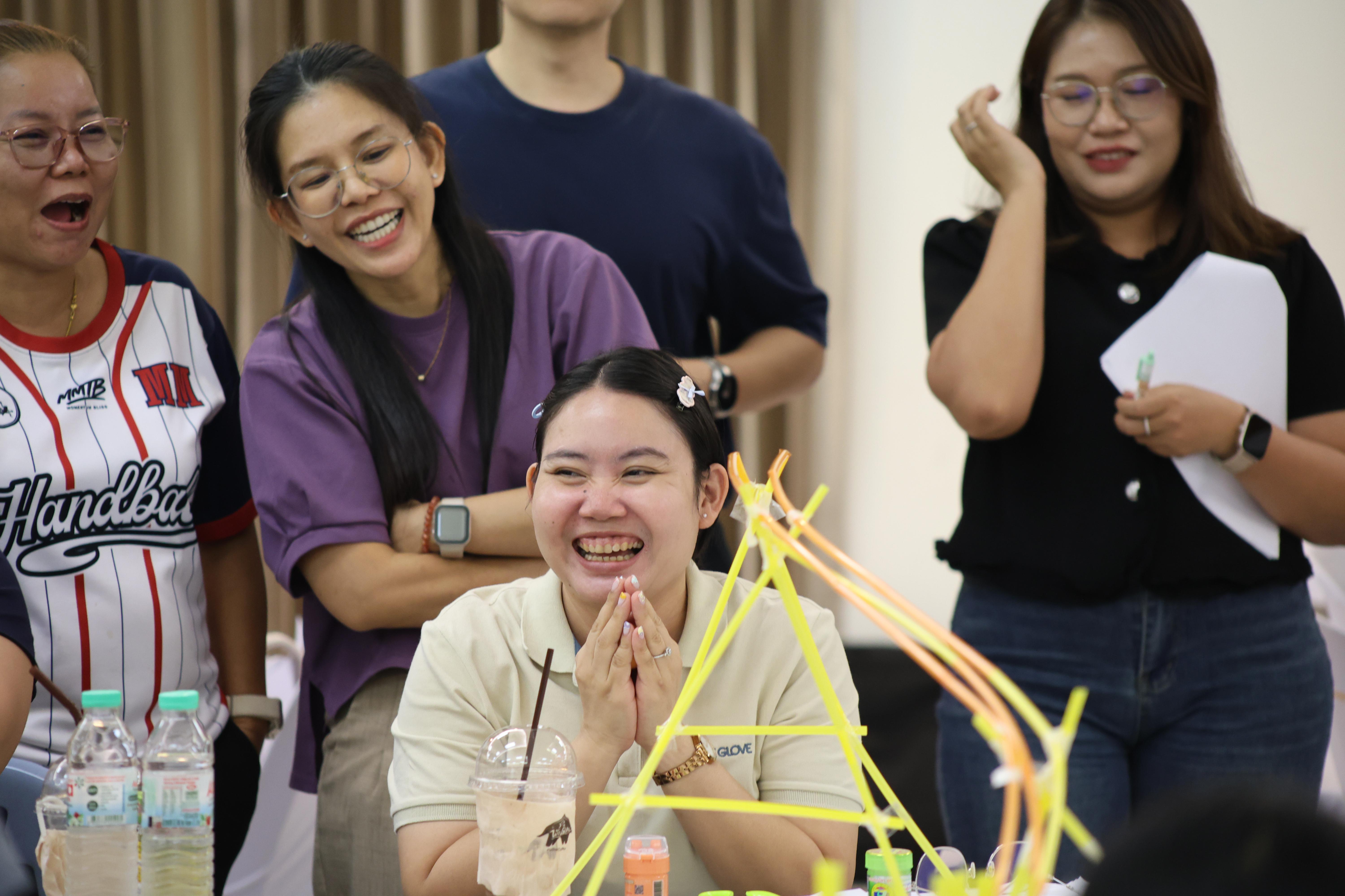 481. วันนี้เป็นการอบรมในโมดูลที่ 10 เรื่อง “ทักษะการโค้ชเพื่อการพัฒนา Soft Skills” .
