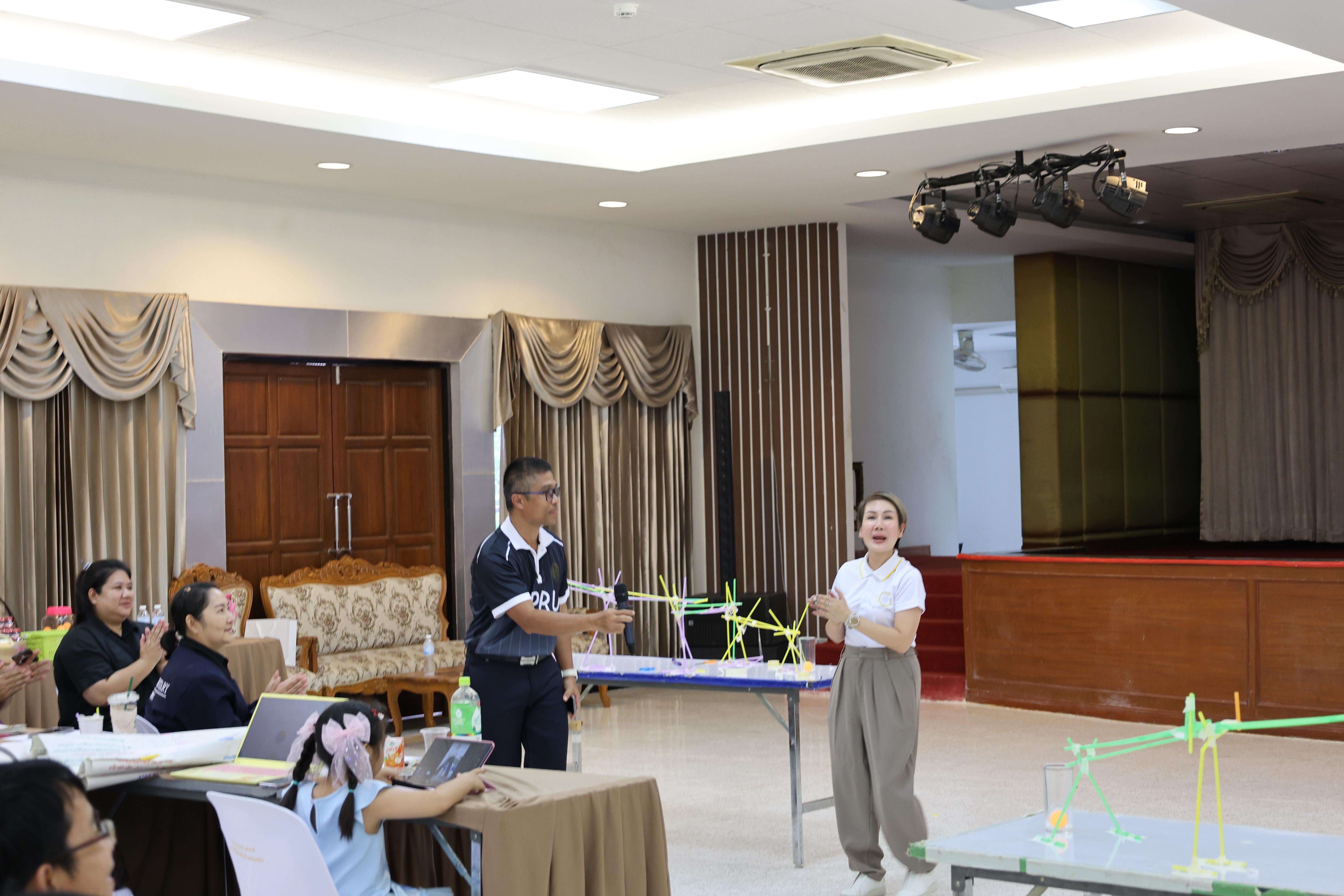 488. วันนี้เป็นการอบรมในโมดูลที่ 10 เรื่อง “ทักษะการโค้ชเพื่อการพัฒนา Soft Skills” .