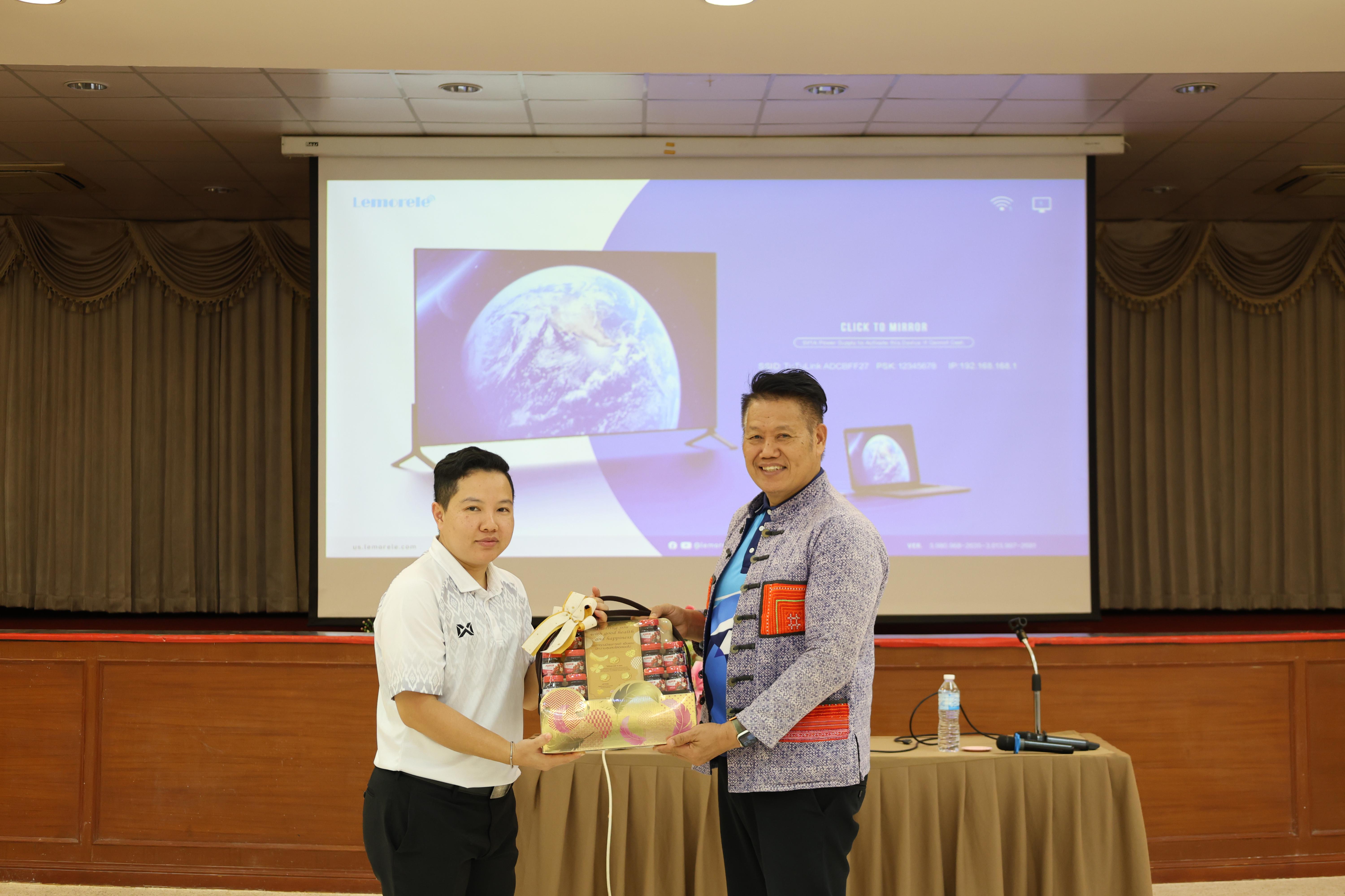 498. วันนี้เป็นการอบรมในโมดูลที่ 10 เรื่อง “ทักษะการโค้ชเพื่อการพัฒนา Soft Skills” .