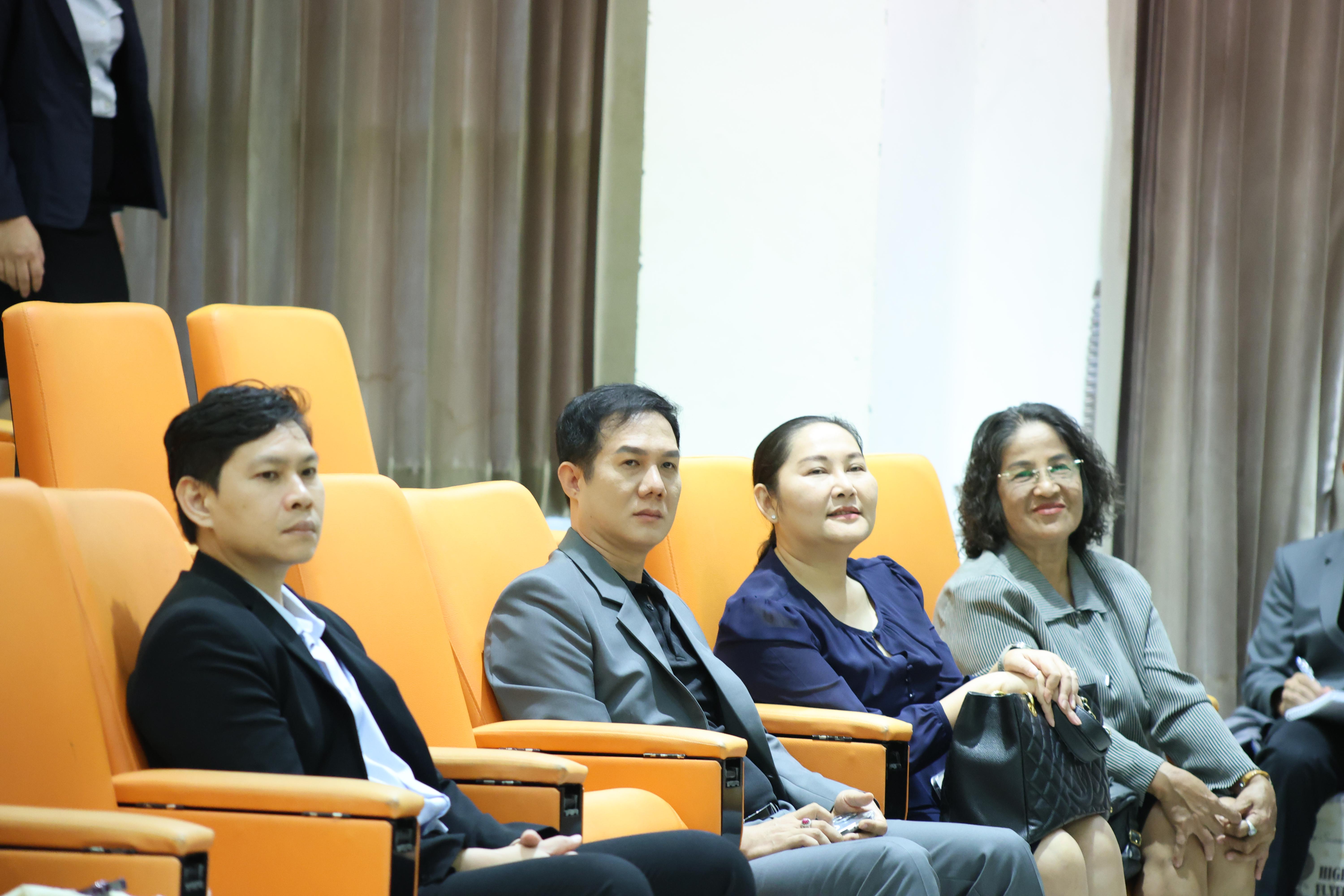 25. การปฐมนิเทศนักศึกษาใหม่ หลักสูตรประกาศนียบัตรบัณฑิตสาขาวิชาชีพครู ประจำปีการศึกษา2569