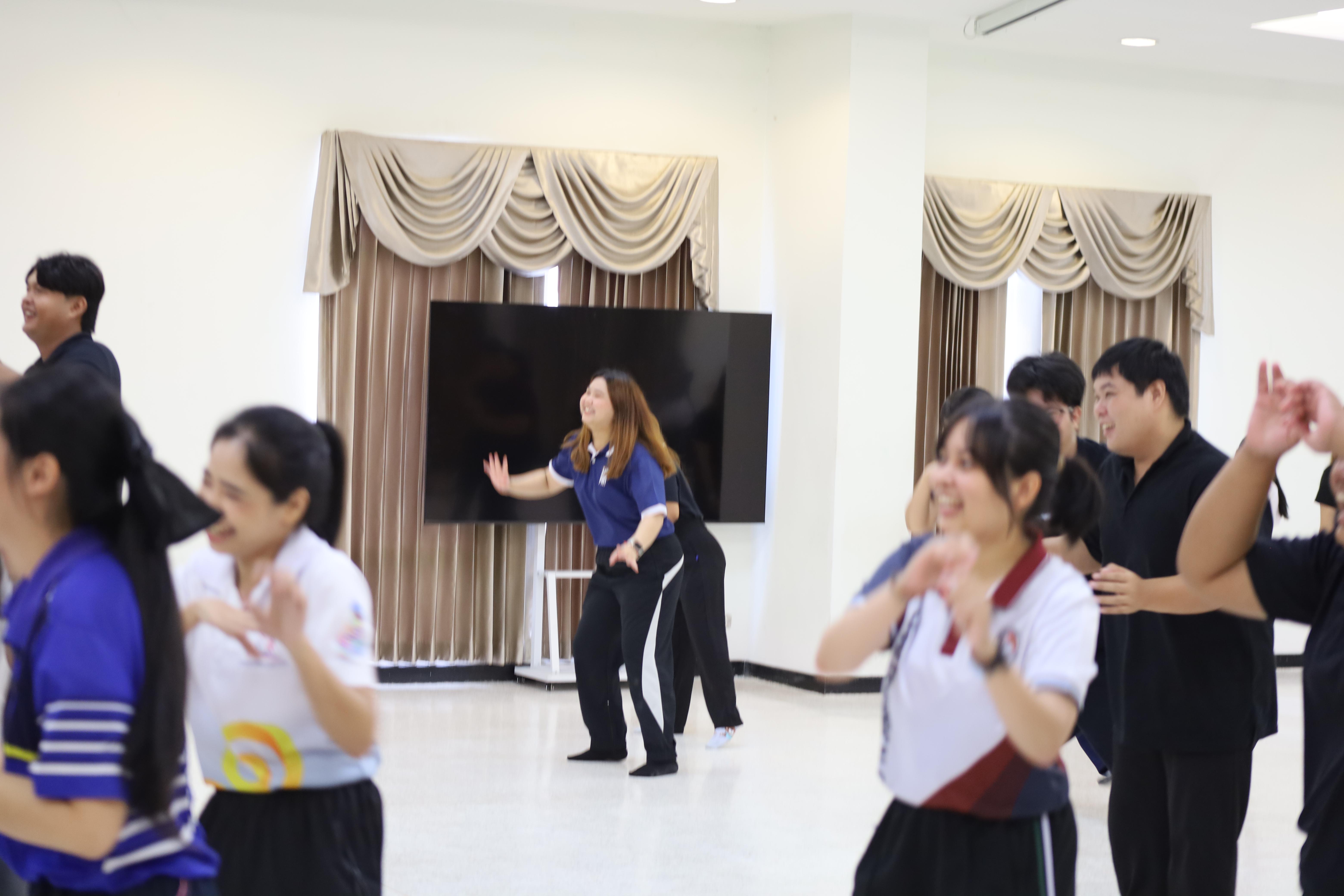 30. กิจกรรมส่งเสริมคุณลักษณะครูด้วยแนวคิดจิตตปัสน์