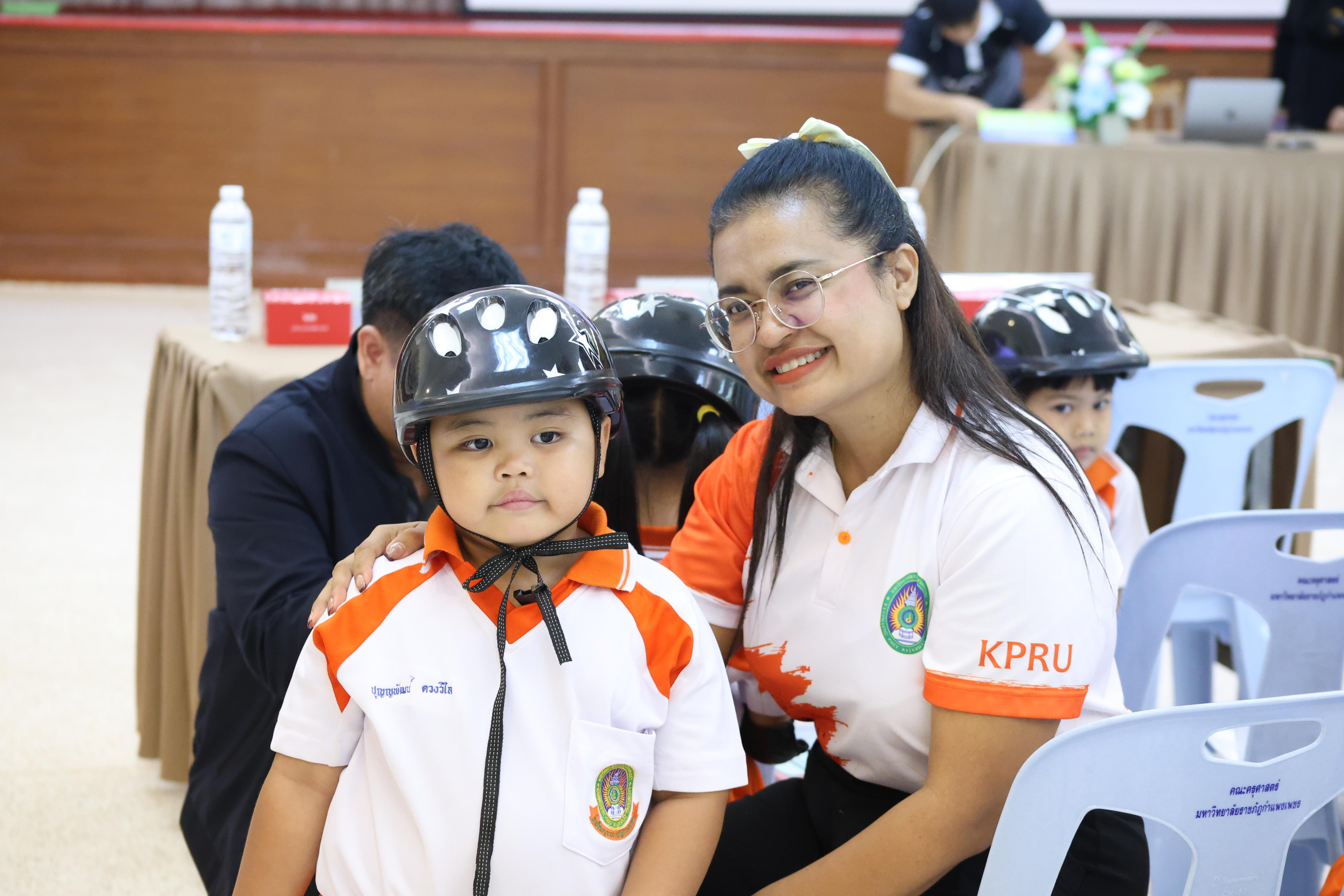 3. กิจกรรมแถลงความตามบันทึกข้อตกลงความเข้าใจโครงการสร้างเสริมวินัยจราจรระดับปฐมวัยสู่ชุมชนจราจรปลอดภัยอย่างยั่งยืน