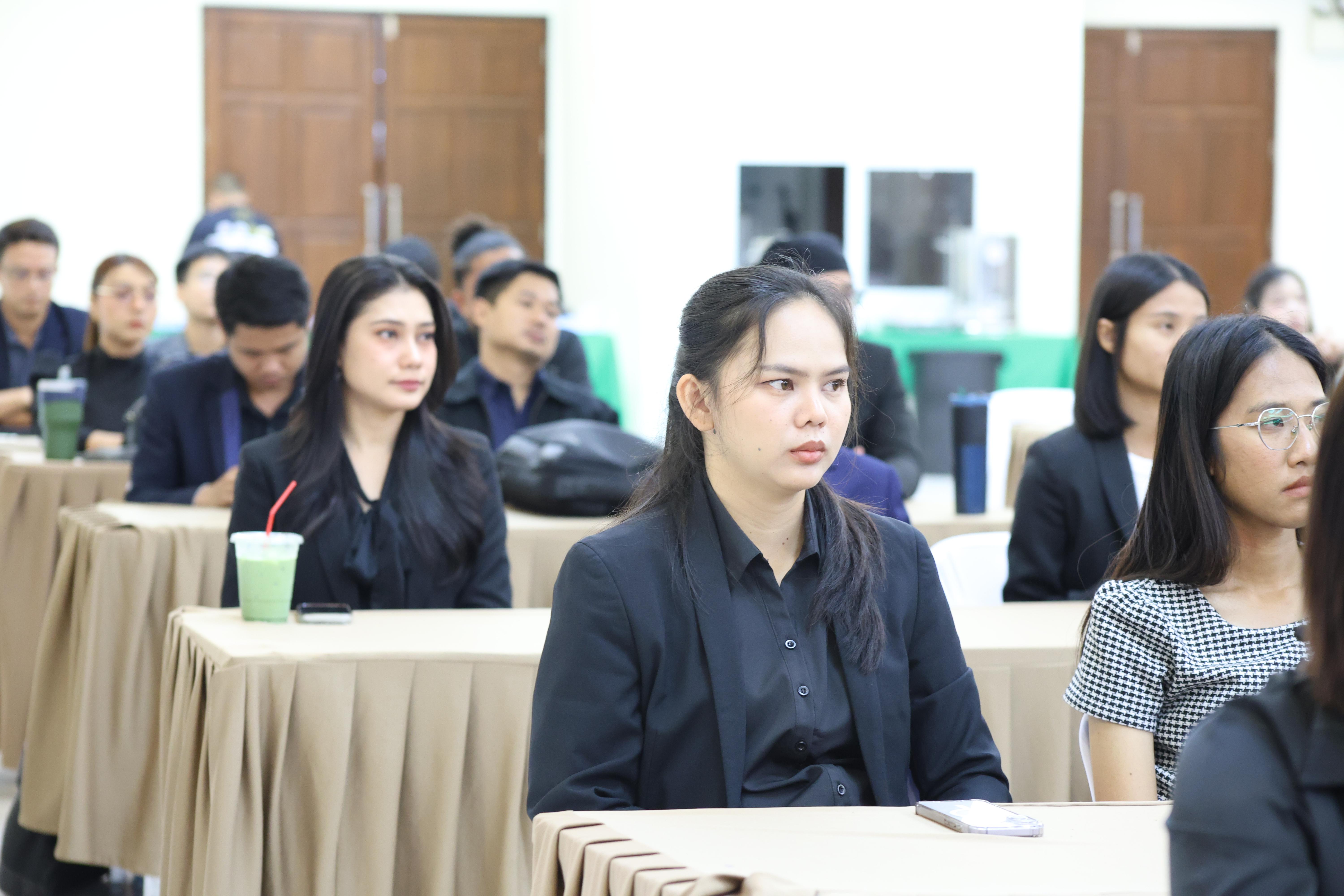 9. สัมมนาเตรียมความพร้อมก่อนเรียนของนักศึกษาระดับบัณฑิตศึกษา สาขาวิชาการบริหารการศึกษา ประจำปีการศึกษา 2569