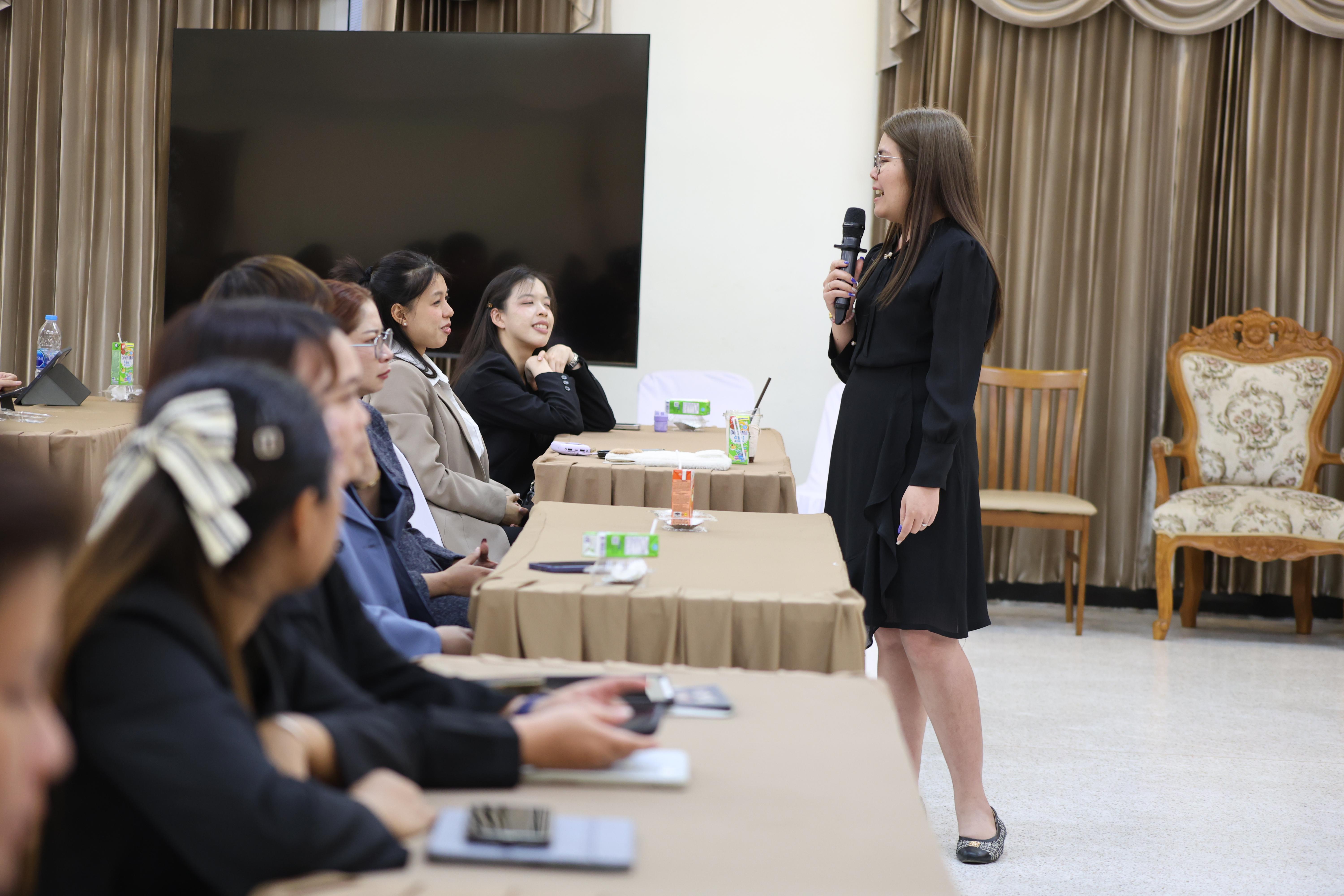 175. สัมมนาเตรียมความพร้อมก่อนเรียนของนักศึกษาระดับบัณฑิตศึกษา สาขาวิชาการบริหารการศึกษา ประจำปีการศึกษา 2569