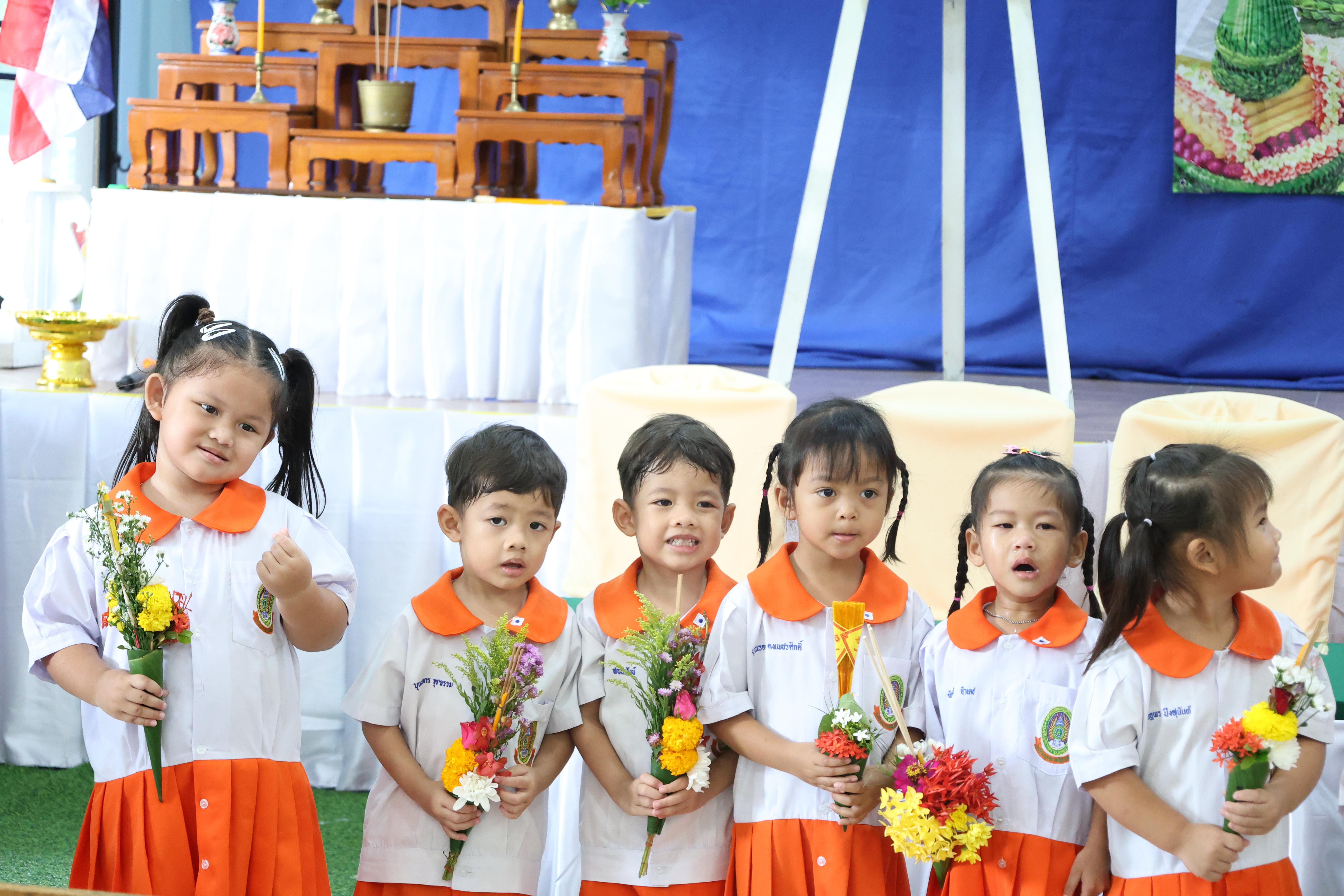 43. พิธีไหว้ครูโรงเรียนอนุบาลราชภัฏกำแพงเพชร