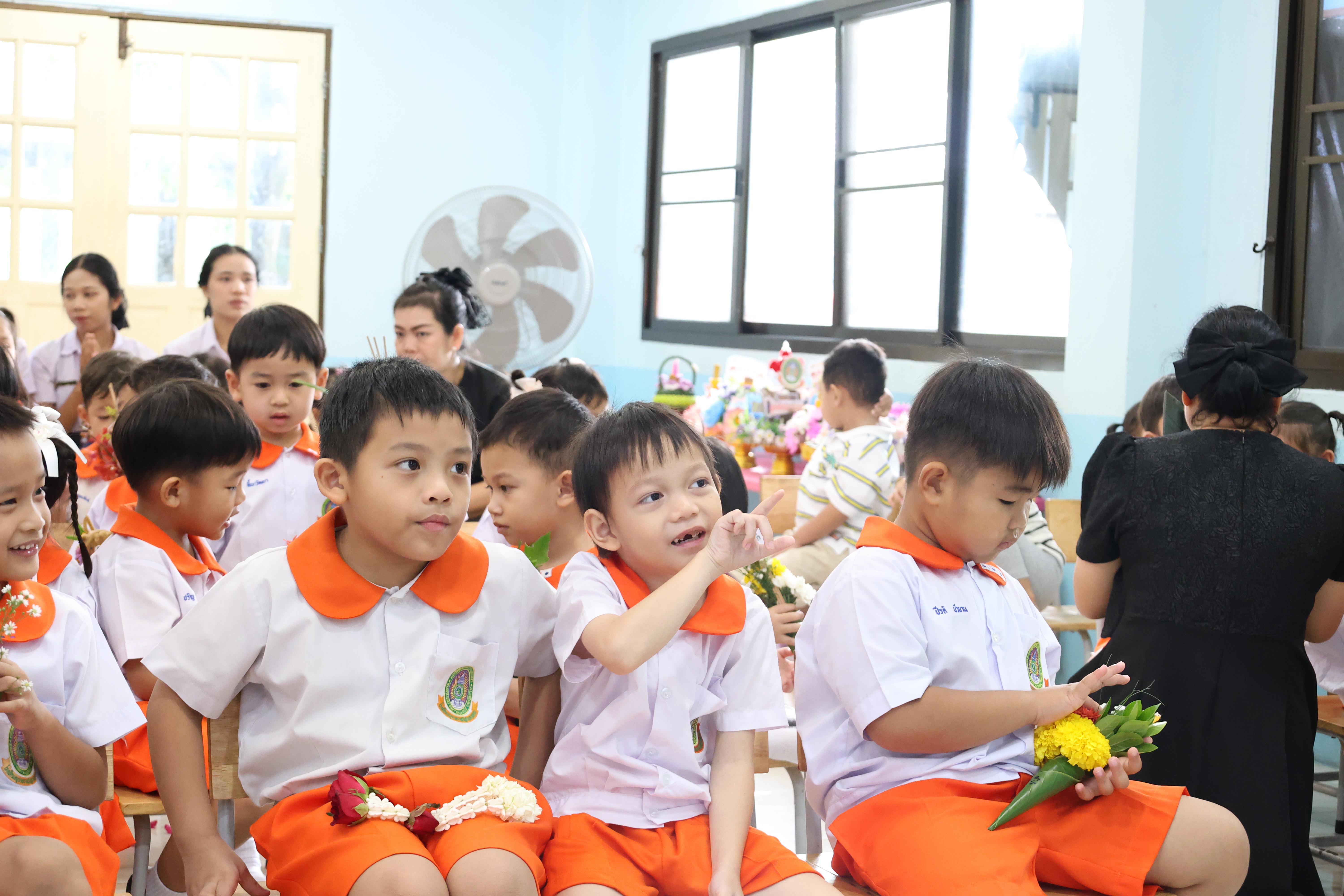 69. พิธีไหว้ครูโรงเรียนอนุบาลราชภัฏกำแพงเพชร
