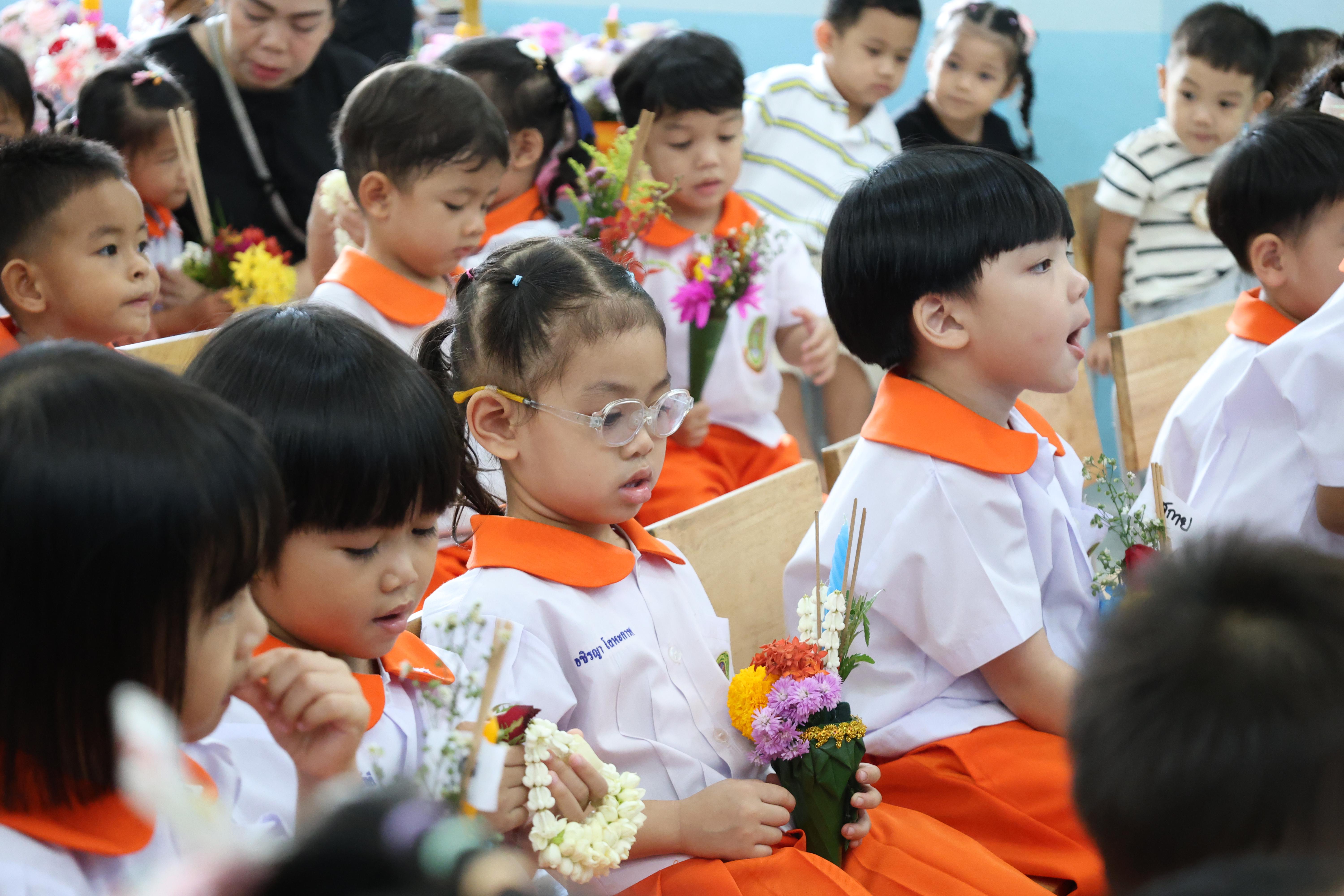 73. พิธีไหว้ครูโรงเรียนอนุบาลราชภัฏกำแพงเพชร
