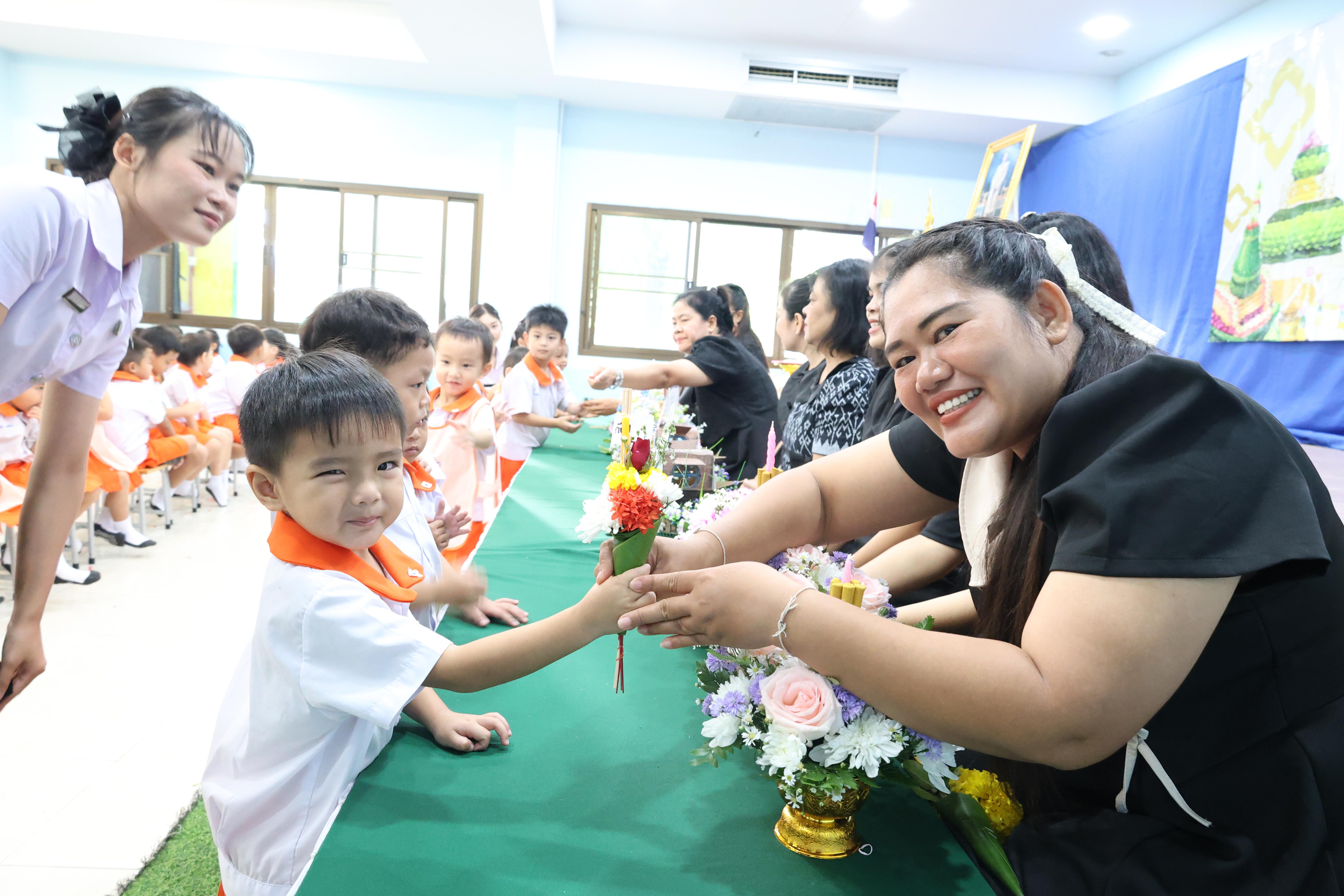 134. พิธีไหว้ครูโรงเรียนอนุบาลราชภัฏกำแพงเพชร