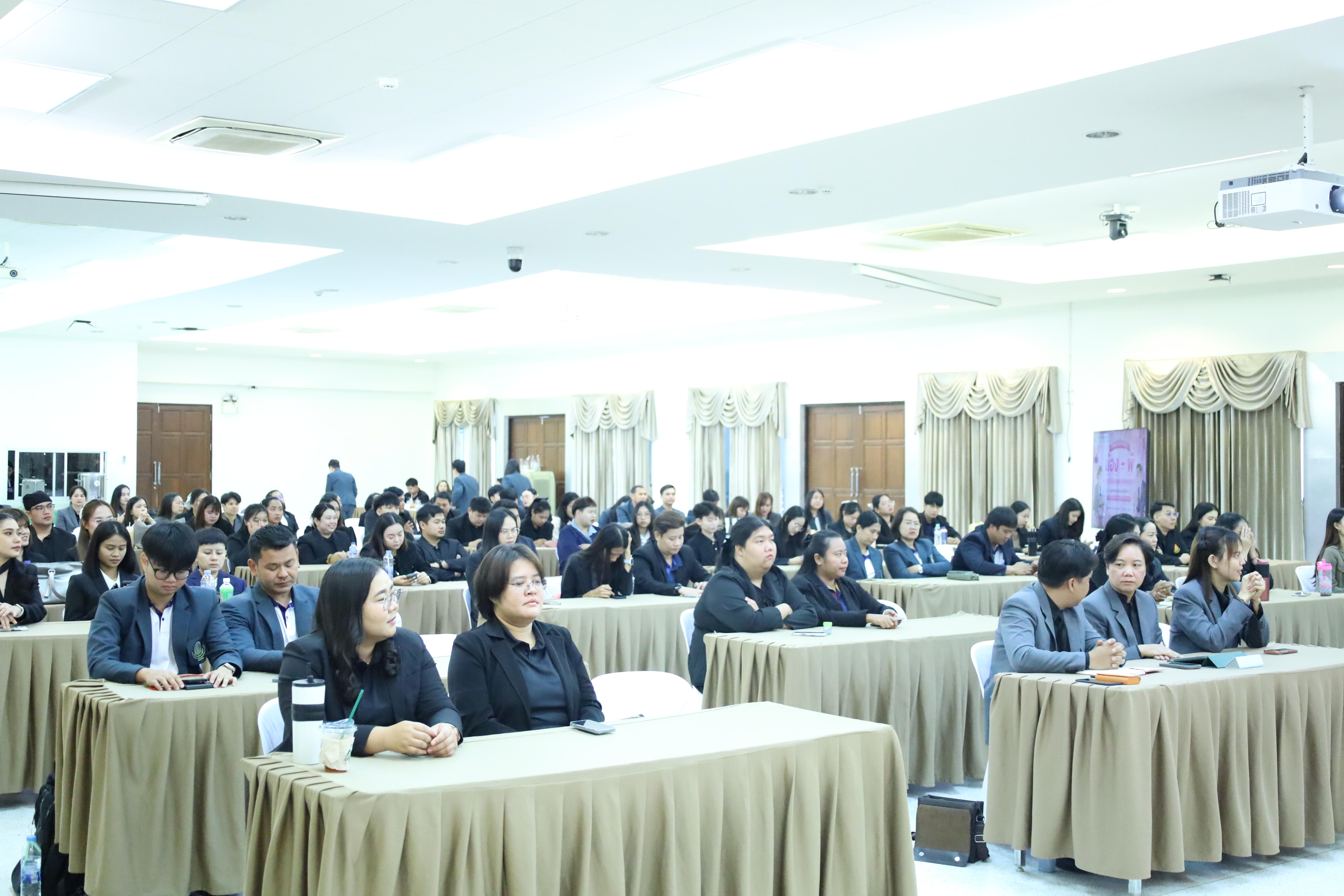 3. กิจกรรมสานสัมพันธ์สู่ขวัญน้อง-พี่ ตามวิถีวัฒนธรรมกัลยาณมิตรของนักศึกษาระดับบัณฑิตศึกษา