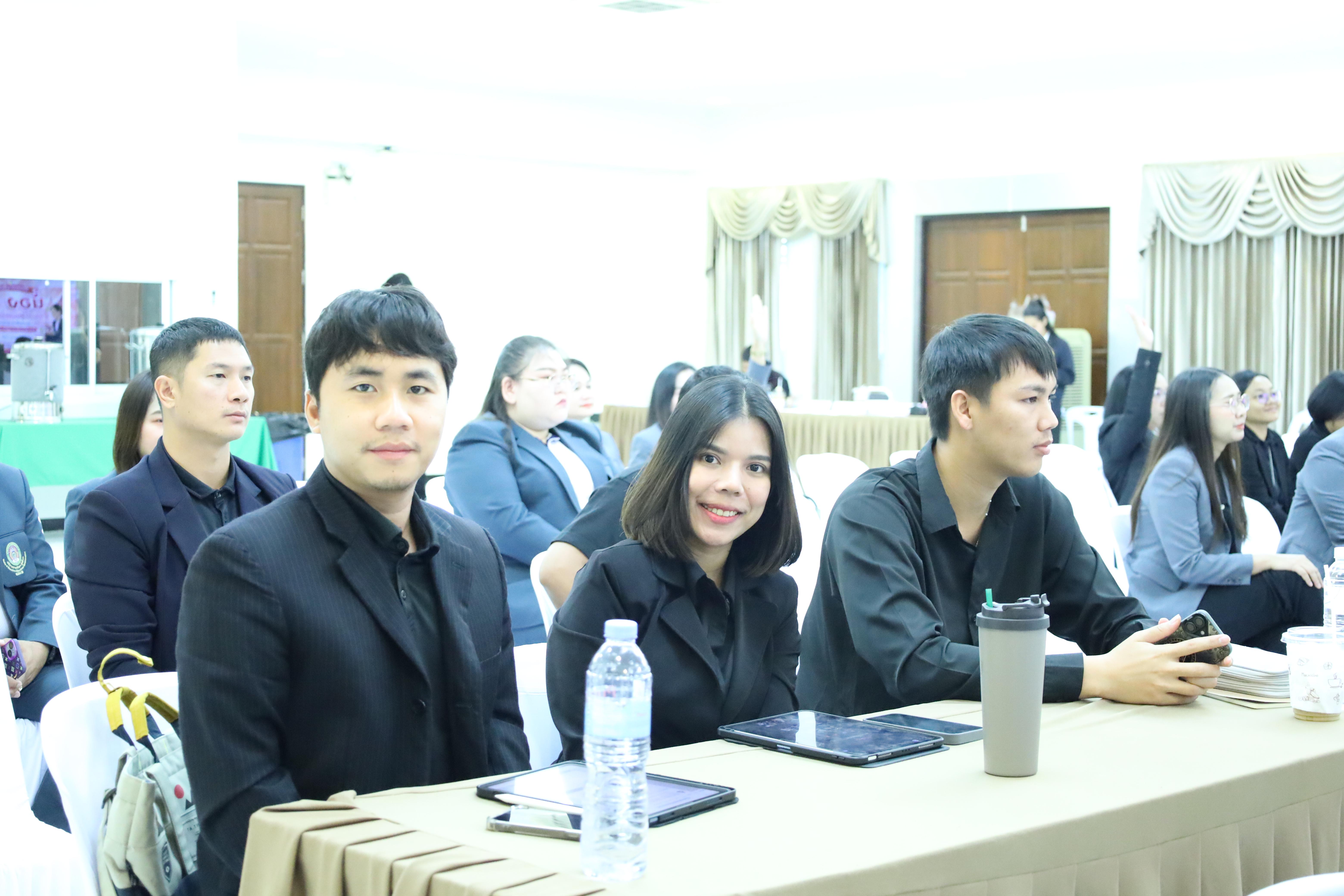 10. กิจกรรมสานสัมพันธ์สู่ขวัญน้อง-พี่ ตามวิถีวัฒนธรรมกัลยาณมิตรของนักศึกษาระดับบัณฑิตศึกษา สาขาวิชาบริหารการศึกษา ประจำปีการศึกษา2569