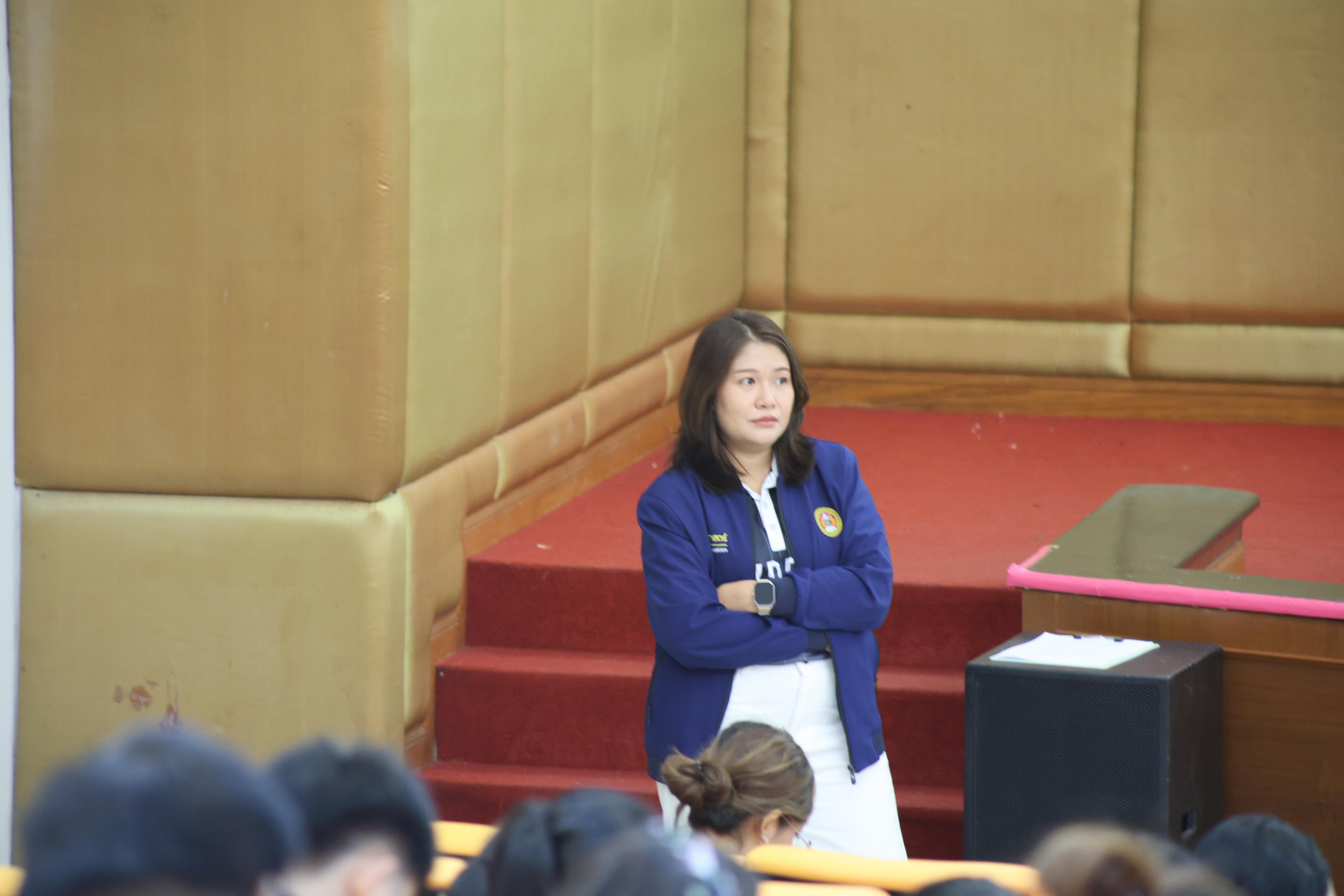 221. โครงการสัมมนาเป็นหมู่คณะพัฒนาทักษะการสอนและความเป็นครู และพัฒนาส่งเสริมด้านภาษาไทยและภาษาอังกฤษ