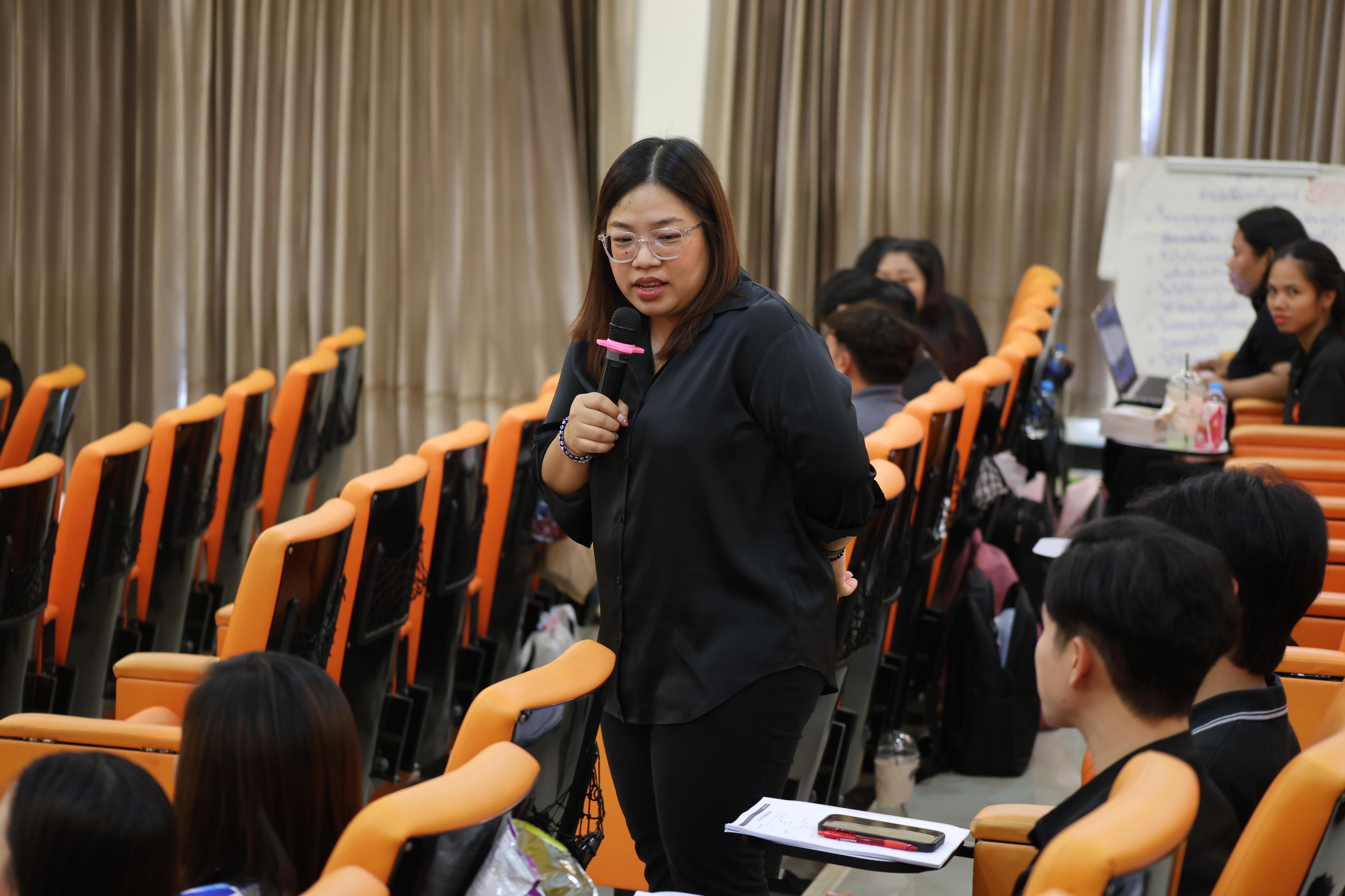 268. โครงการสัมมนาเป็นหมู่คณะพัฒนาทักษะการสอนและความเป็นครู และพัฒนาส่งเสริมด้านภาษาไทยและภาษาอังกฤษ