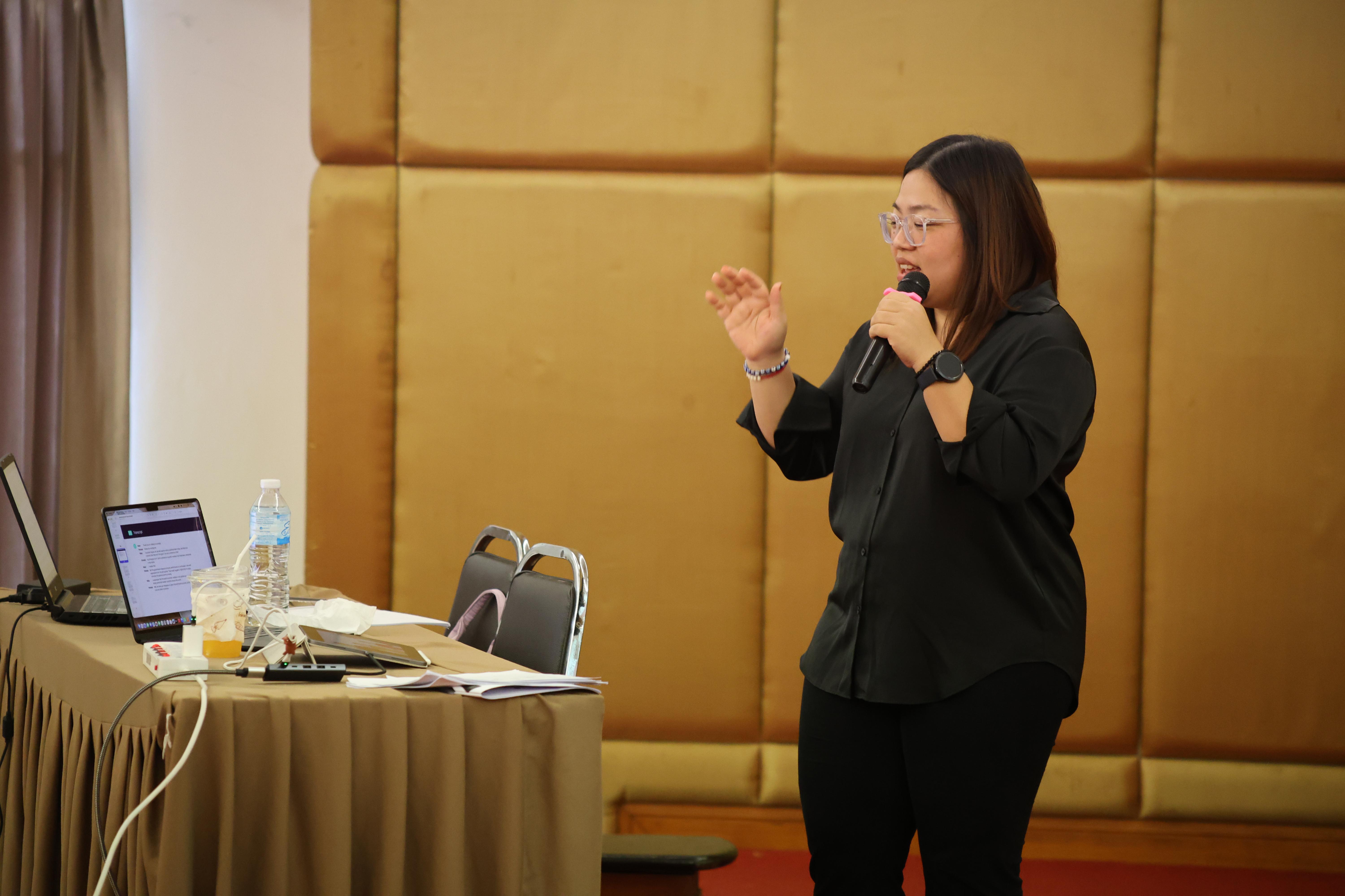 276. โครงการสัมมนาเป็นหมู่คณะพัฒนาทักษะการสอนและความเป็นครู และพัฒนาส่งเสริมด้านภาษาไทยและภาษาอังกฤษ
