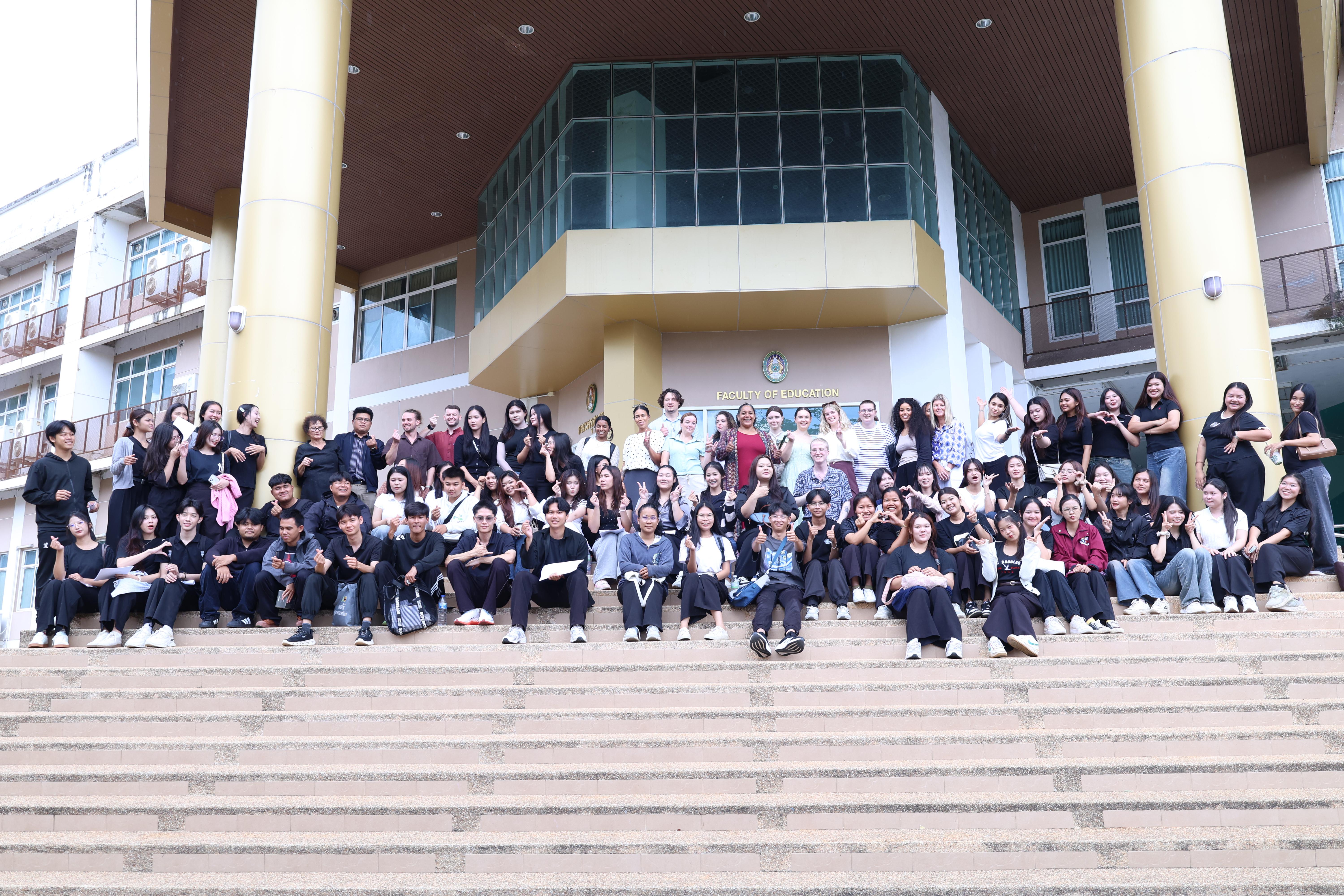 84. กิจกรรมพัฒนาภาษาอังกฤษสำหรับนักศึกษาครูโดย Gotoco