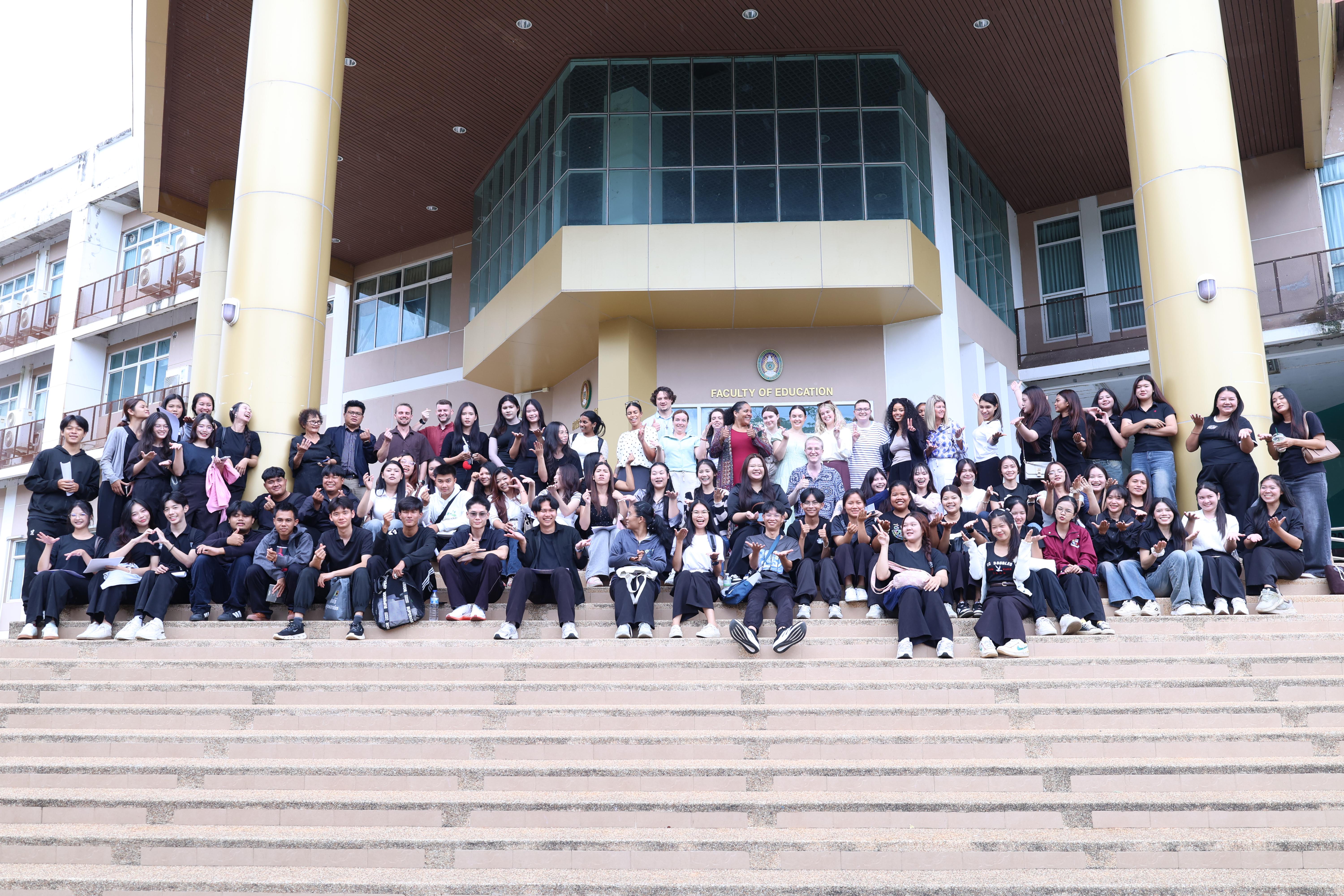 85. กิจกรรมพัฒนาภาษาอังกฤษสำหรับนักศึกษาครูโดย Gotoco
