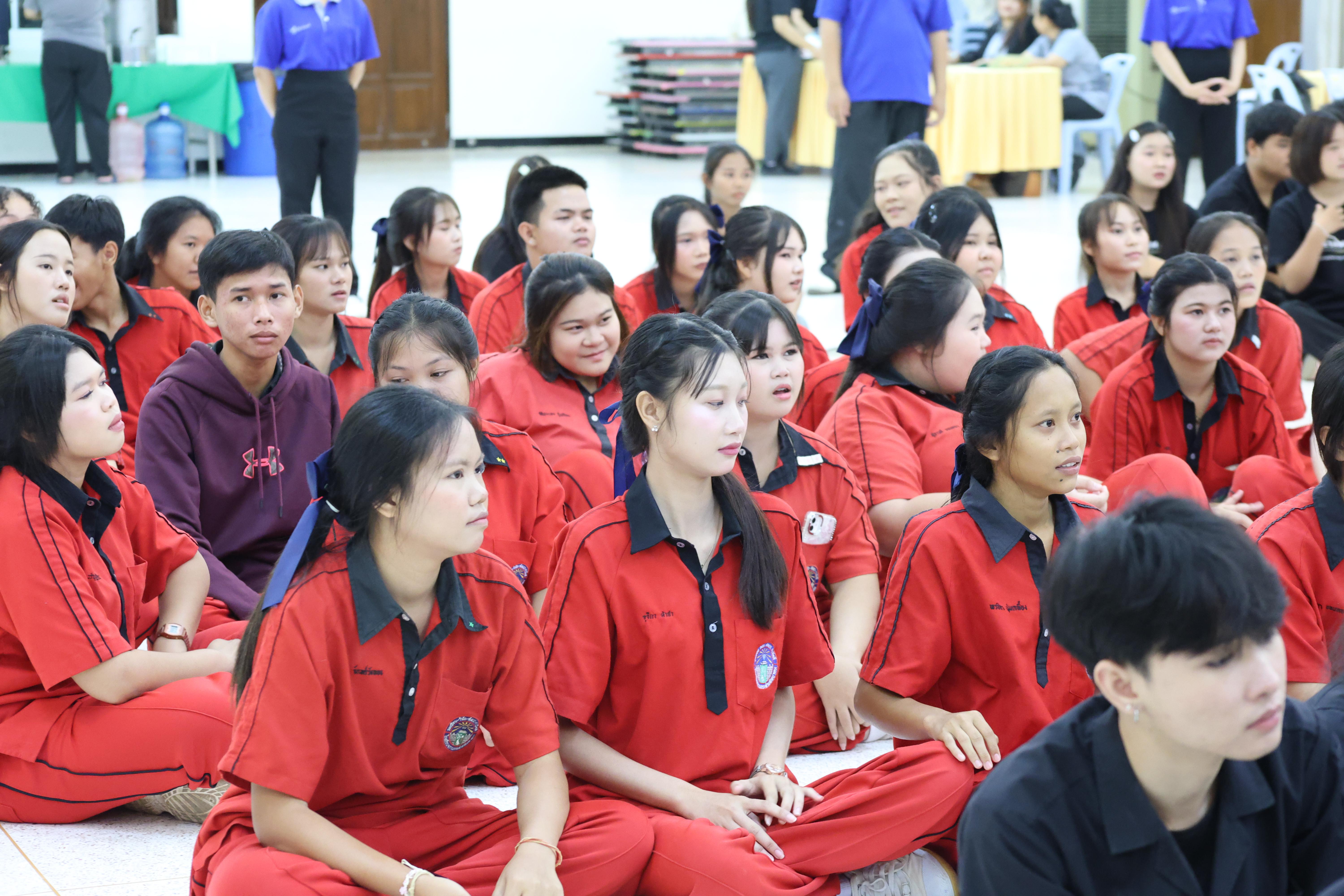 132. วันที่ 1 กรกฎาคม 2569 มหาวิทยาลัยราชภัฏกำแพงเพชรร่วมกับสำนักงานทรัพยกรธรรมชาติและสิ่งแวดล้อมกำหนดจัดการอบรมถ่ายทอดองค์ความรู้