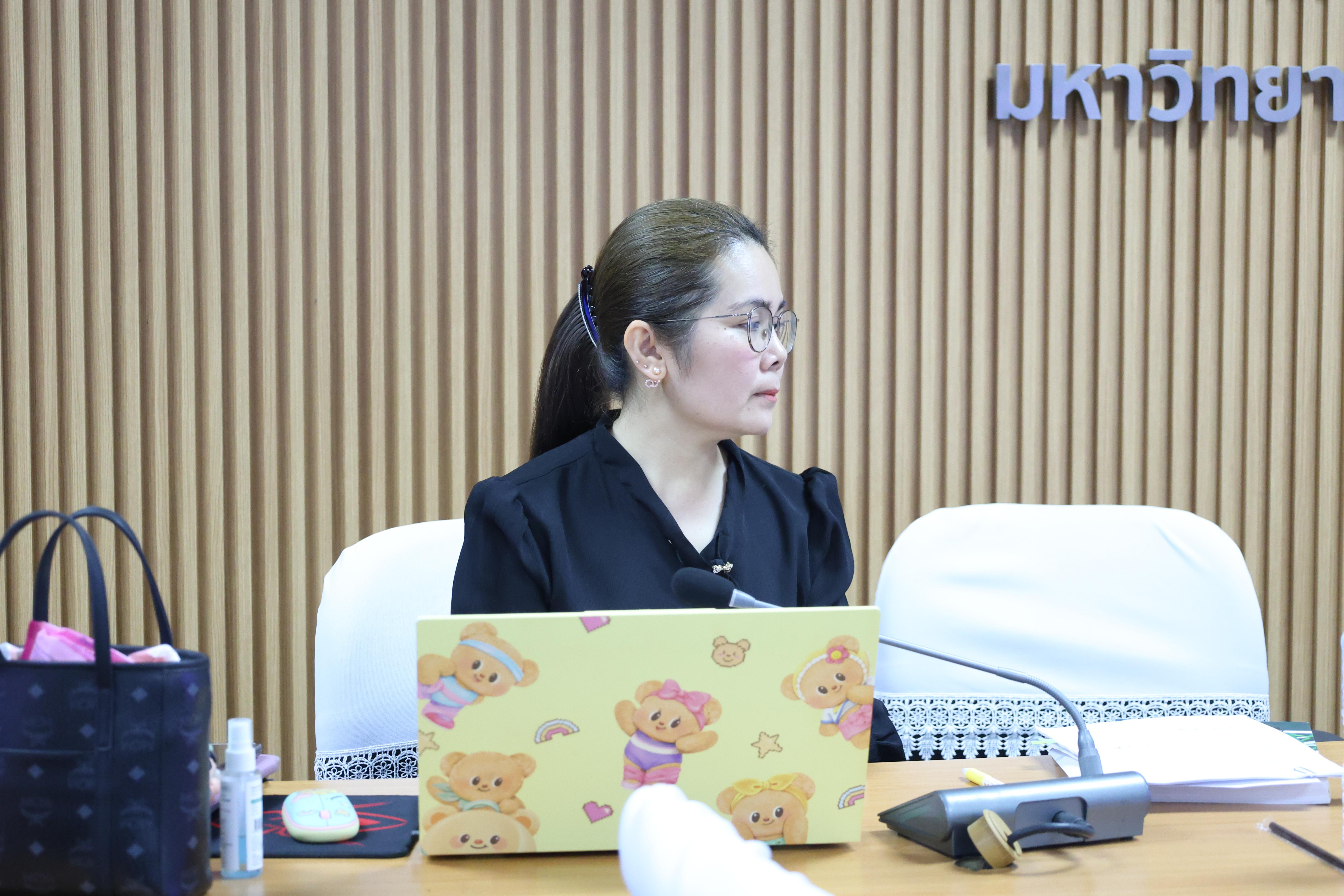4. กิจกรรมพัฒนาตำแหน่งทางวิชาการสำหรับบุคลากรสายวิชาการ