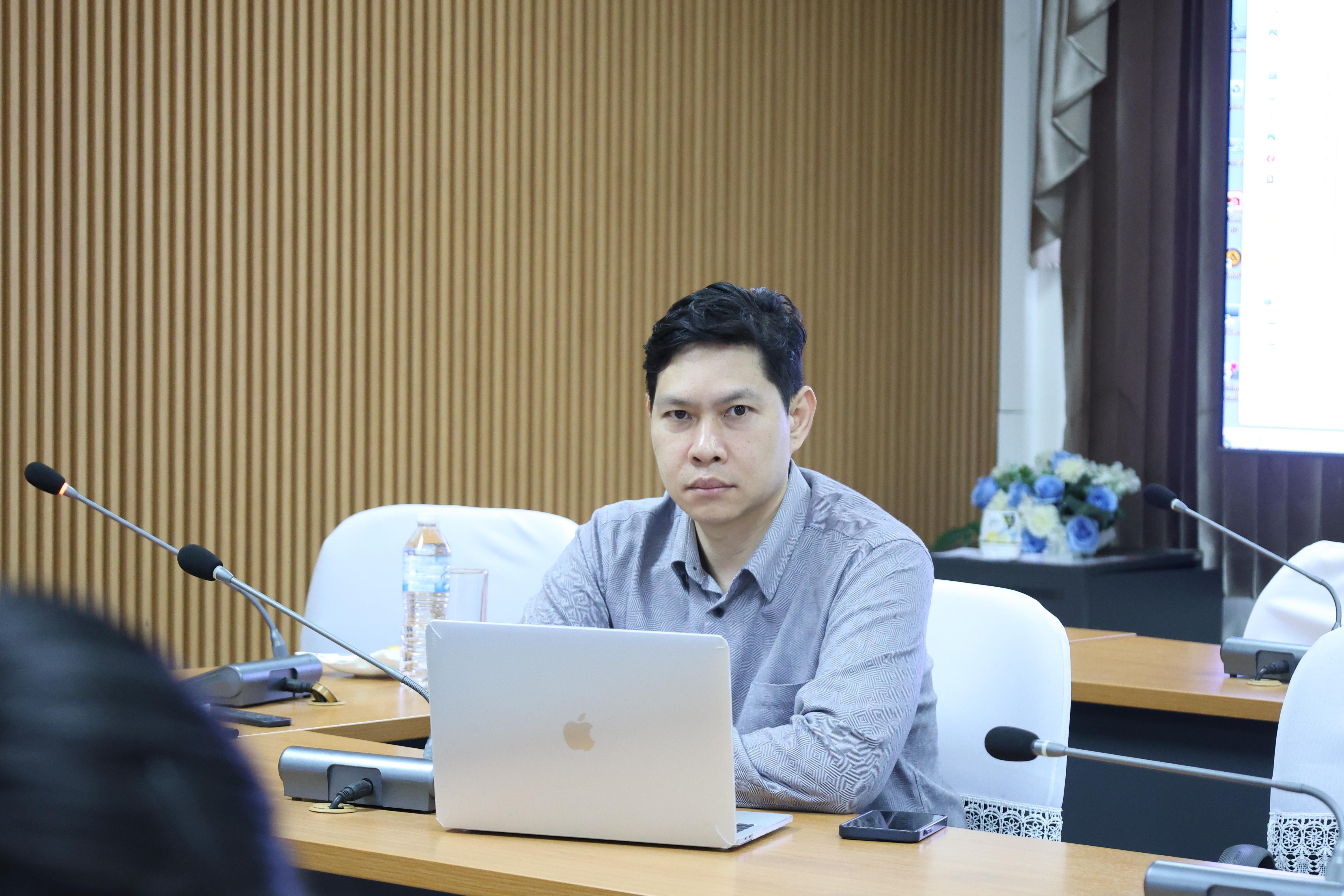 36. กิจกรรมพัฒนาตำแหน่งทางวิชาการสำหรับบุคลากรสายวิชาการ