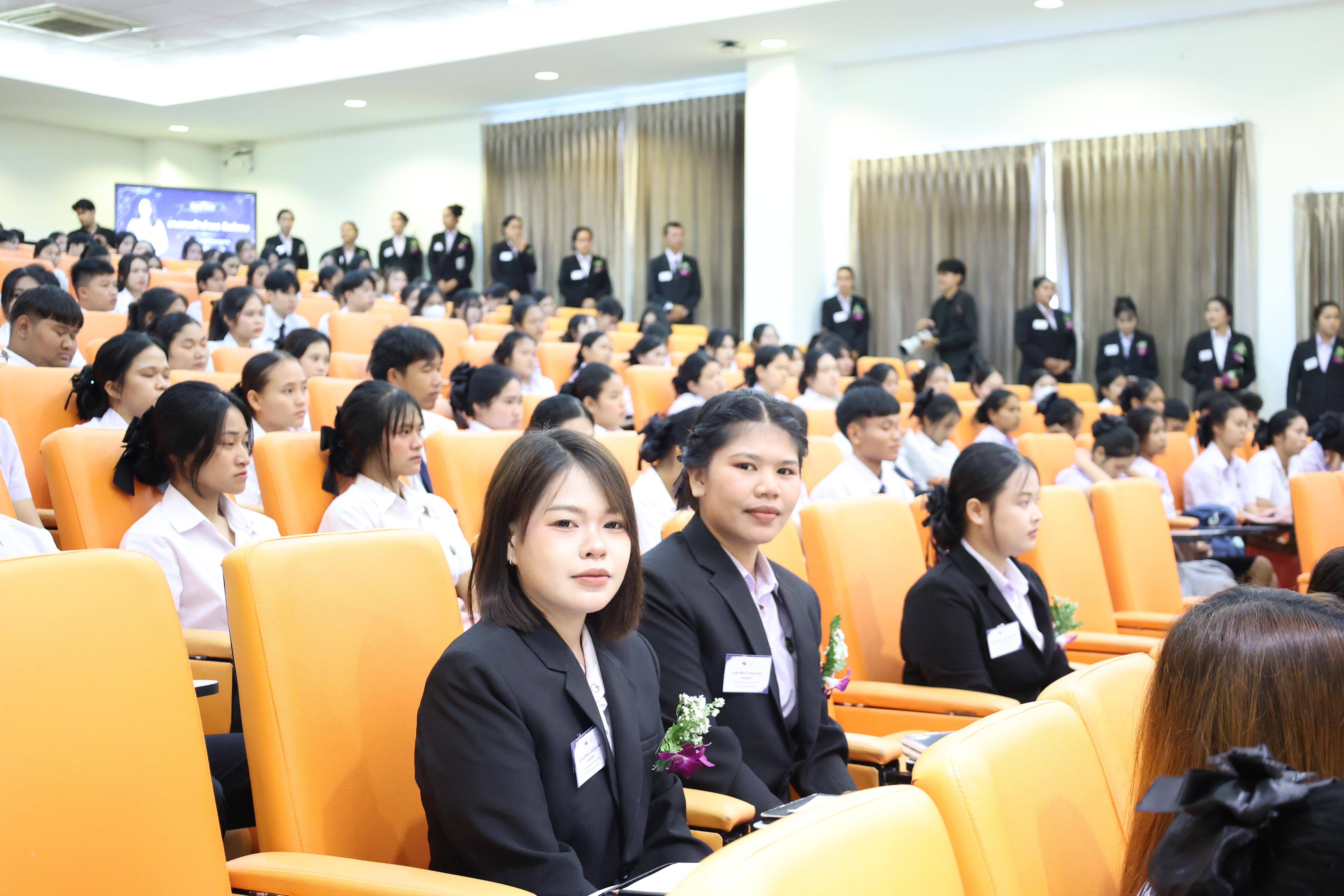 11. กิจกรรมสัมมนาวิชาการ "ครูไทยพร้อมก้าวทันโลกAI"