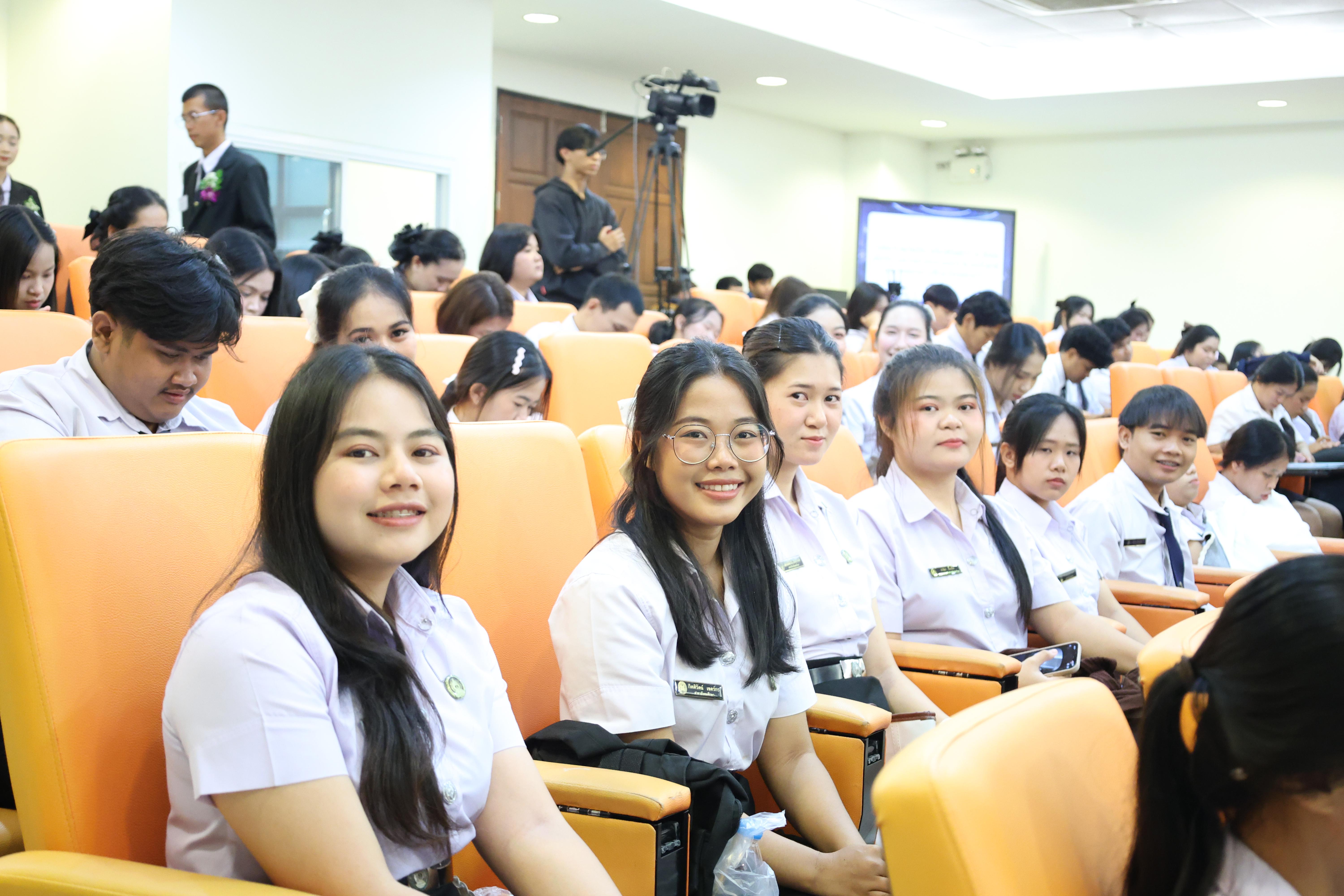 70. กิจกรรมสัมมนาวิชาการ "ครูไทยพร้อมก้าวทันโลกAI"