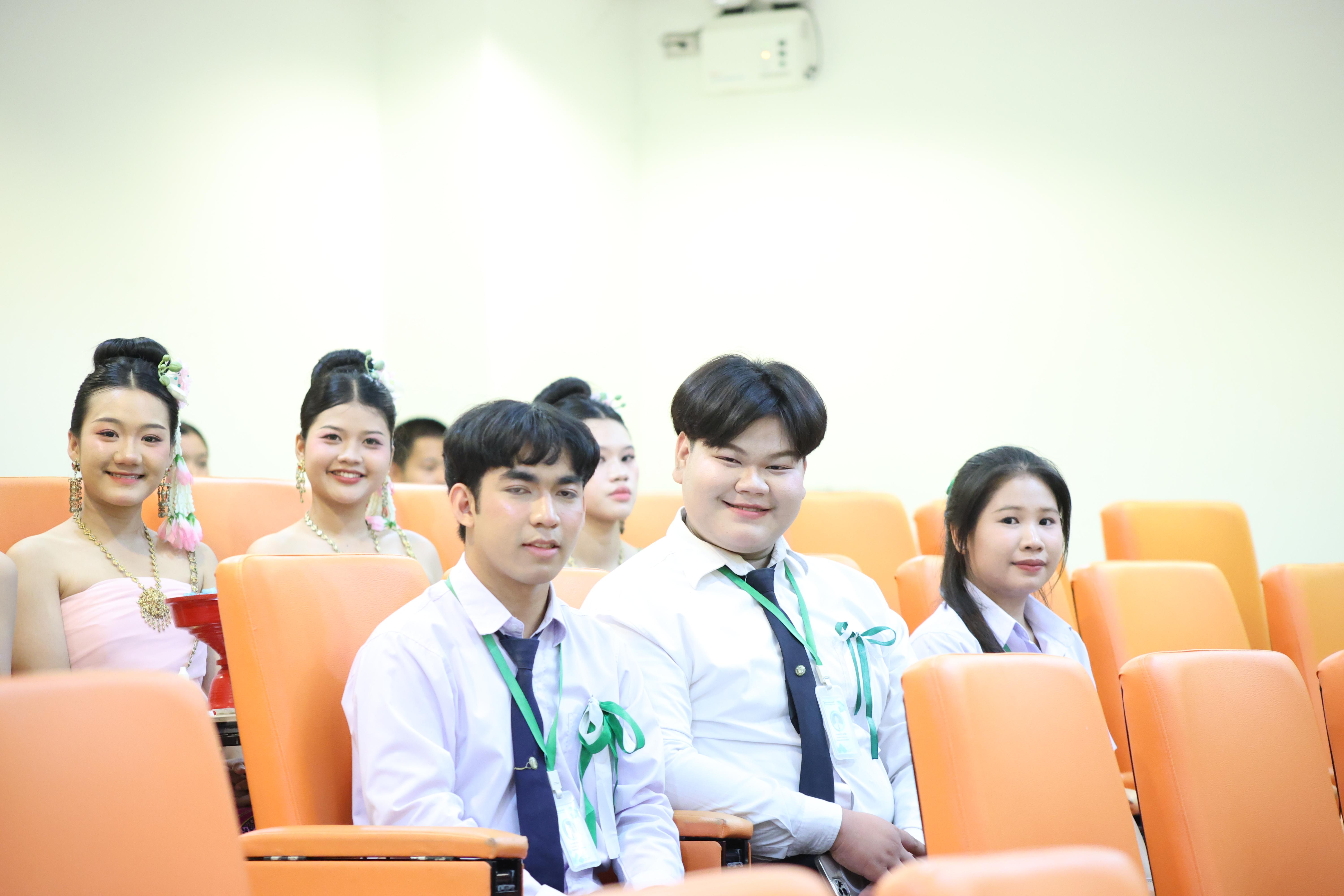 6. โครงการเตรียมความพร้อมนักศึกษาใหม่โปรแกรมวิชาภาษาไทย ประจำปีการศึกษา2569