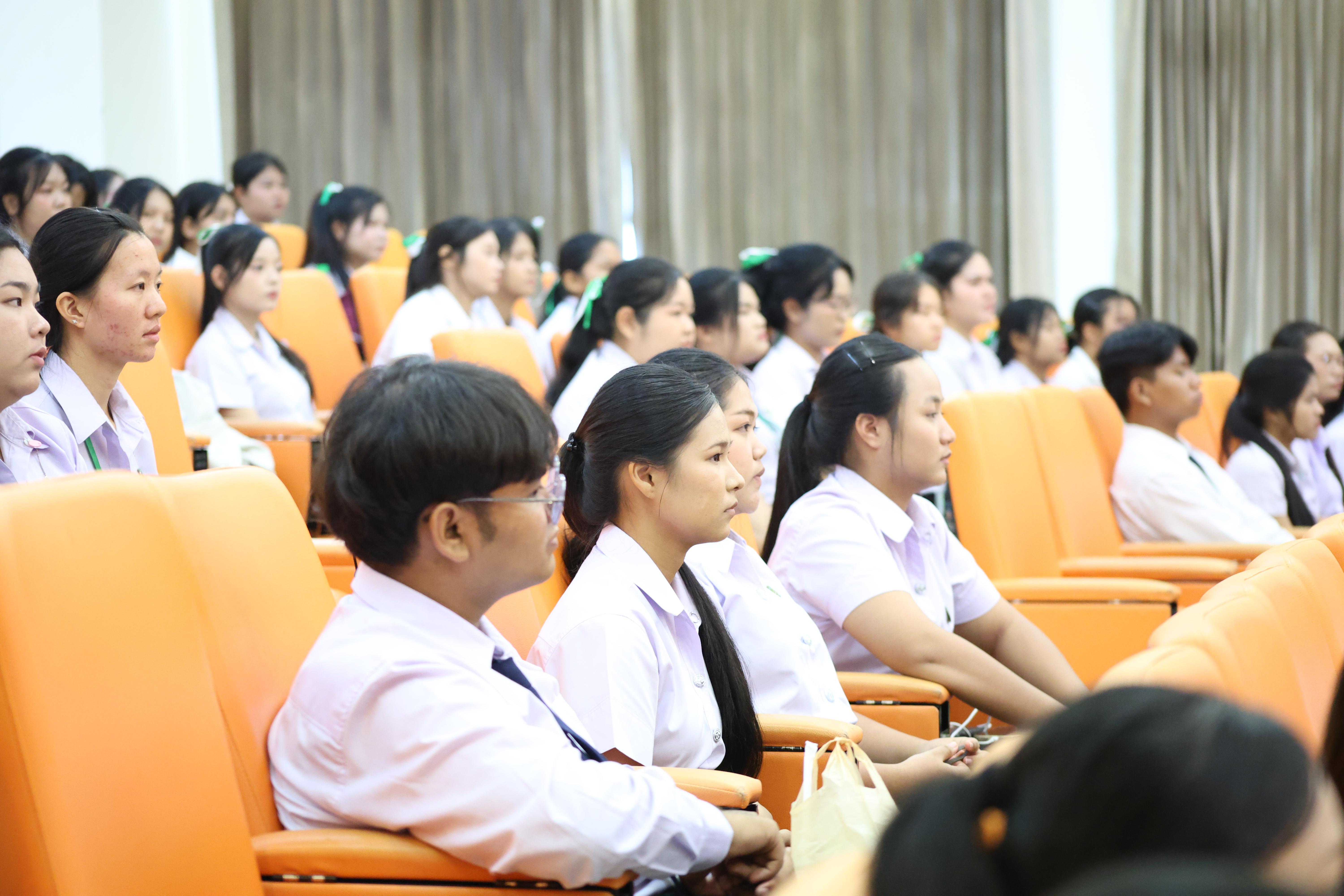 18. โครงการเตรียมความพร้อมนักศึกษาใหม่โปรแกรมวิชาภาษาไทย ประจำปีการศึกษา2569
