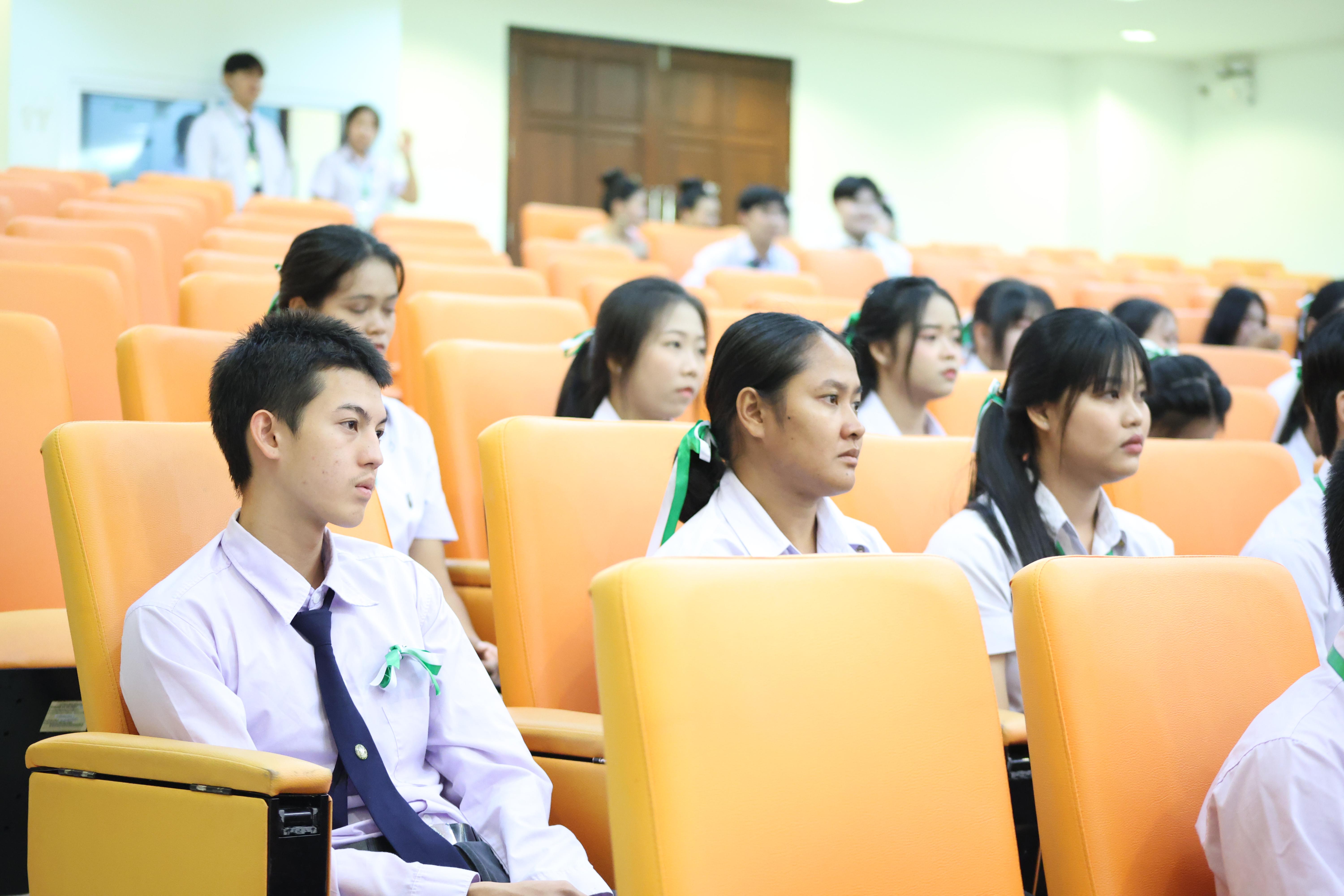 20. โครงการเตรียมความพร้อมนักศึกษาใหม่โปรแกรมวิชาภาษาไทย ประจำปีการศึกษา2569