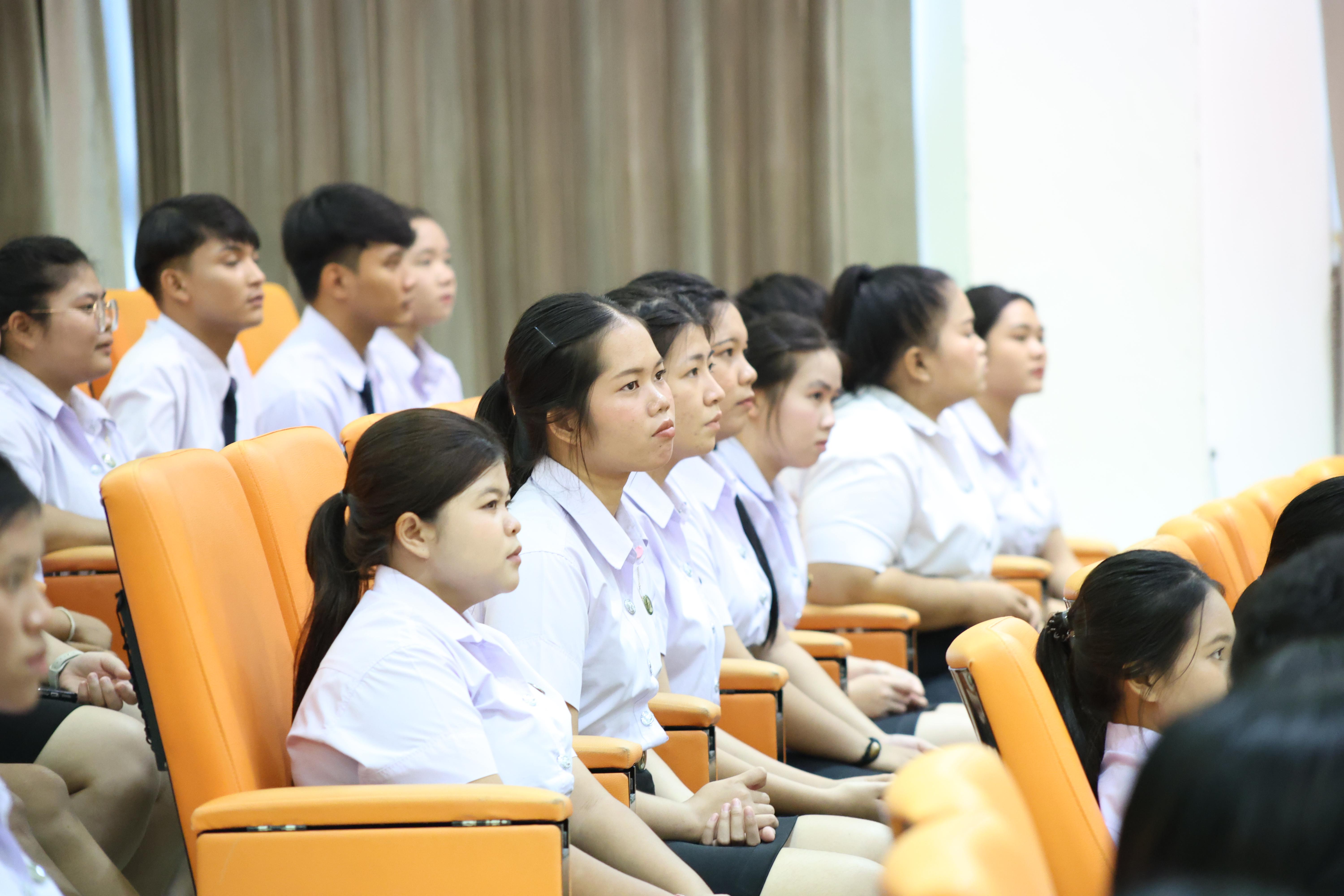 29. โครงการเตรียมความพร้อมนักศึกษาใหม่โปรแกรมวิชาภาษาไทย ประจำปีการศึกษา2569