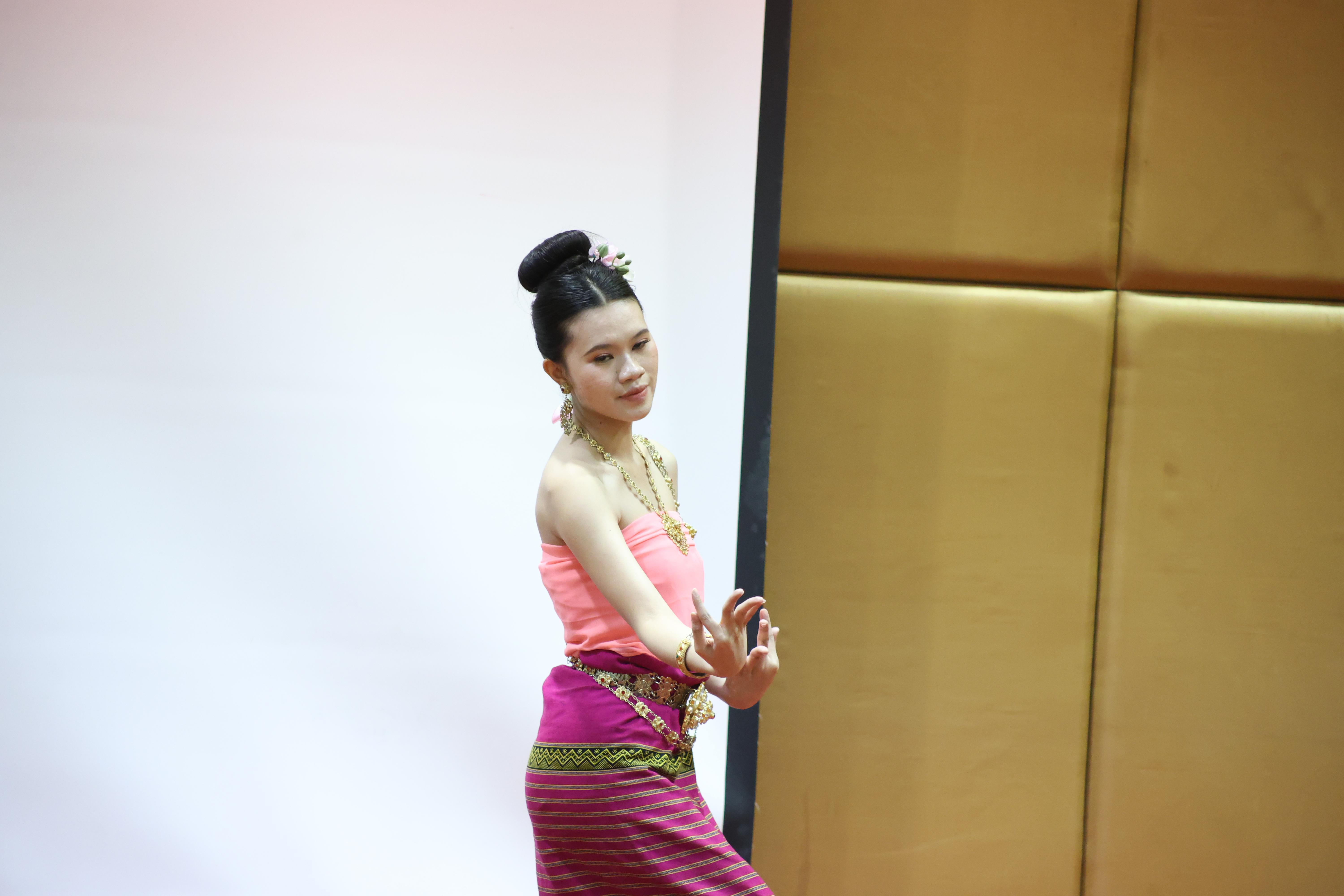 39. โครงการเตรียมความพร้อมนักศึกษาใหม่โปรแกรมวิชาภาษาไทย ประจำปีการศึกษา2569