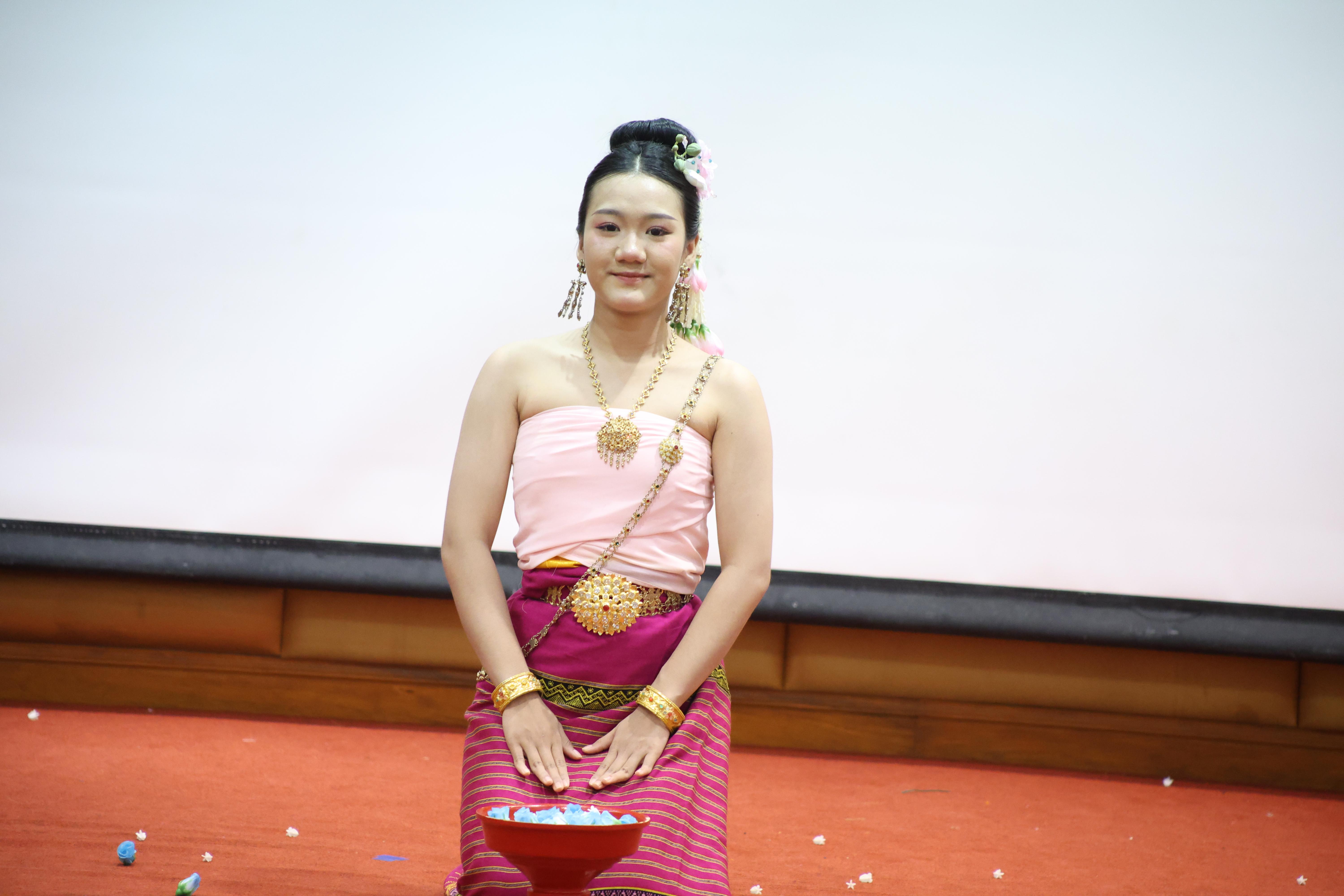 43. โครงการเตรียมความพร้อมนักศึกษาใหม่โปรแกรมวิชาภาษาไทย ประจำปีการศึกษา2569