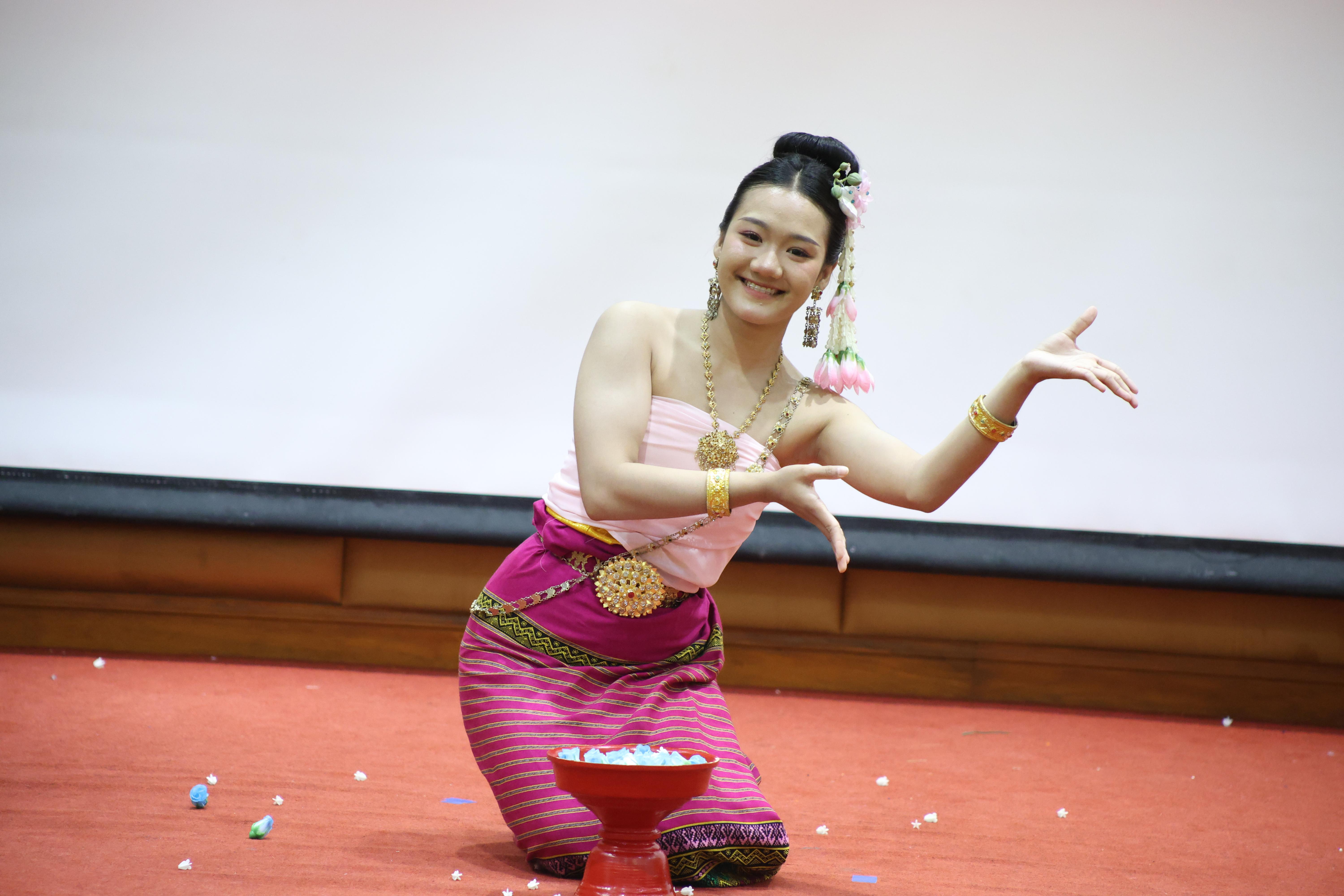 46. โครงการเตรียมความพร้อมนักศึกษาใหม่โปรแกรมวิชาภาษาไทย ประจำปีการศึกษา2569