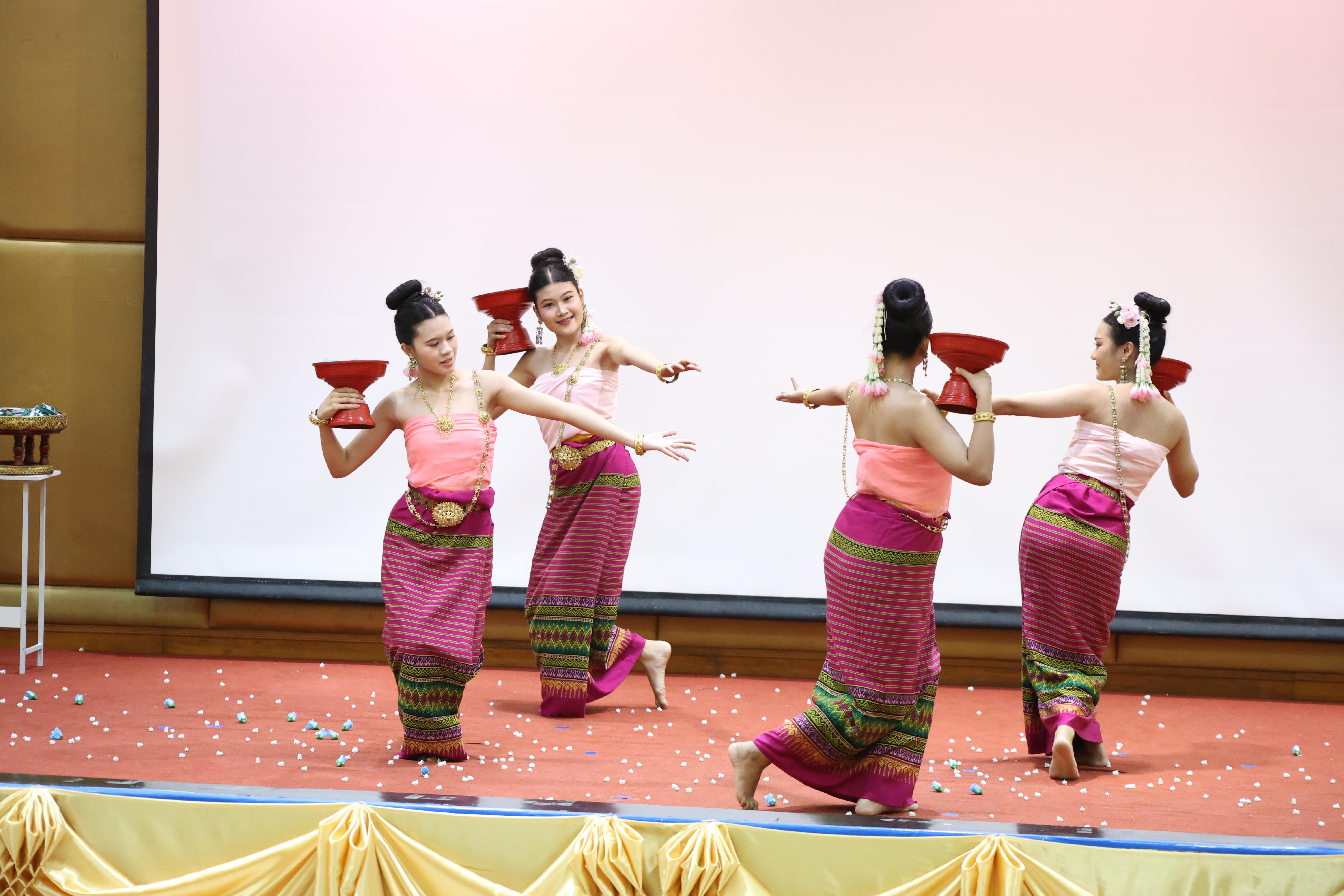 55. โครงการเตรียมความพร้อมนักศึกษาใหม่โปรแกรมวิชาภาษาไทย ประจำปีการศึกษา2569