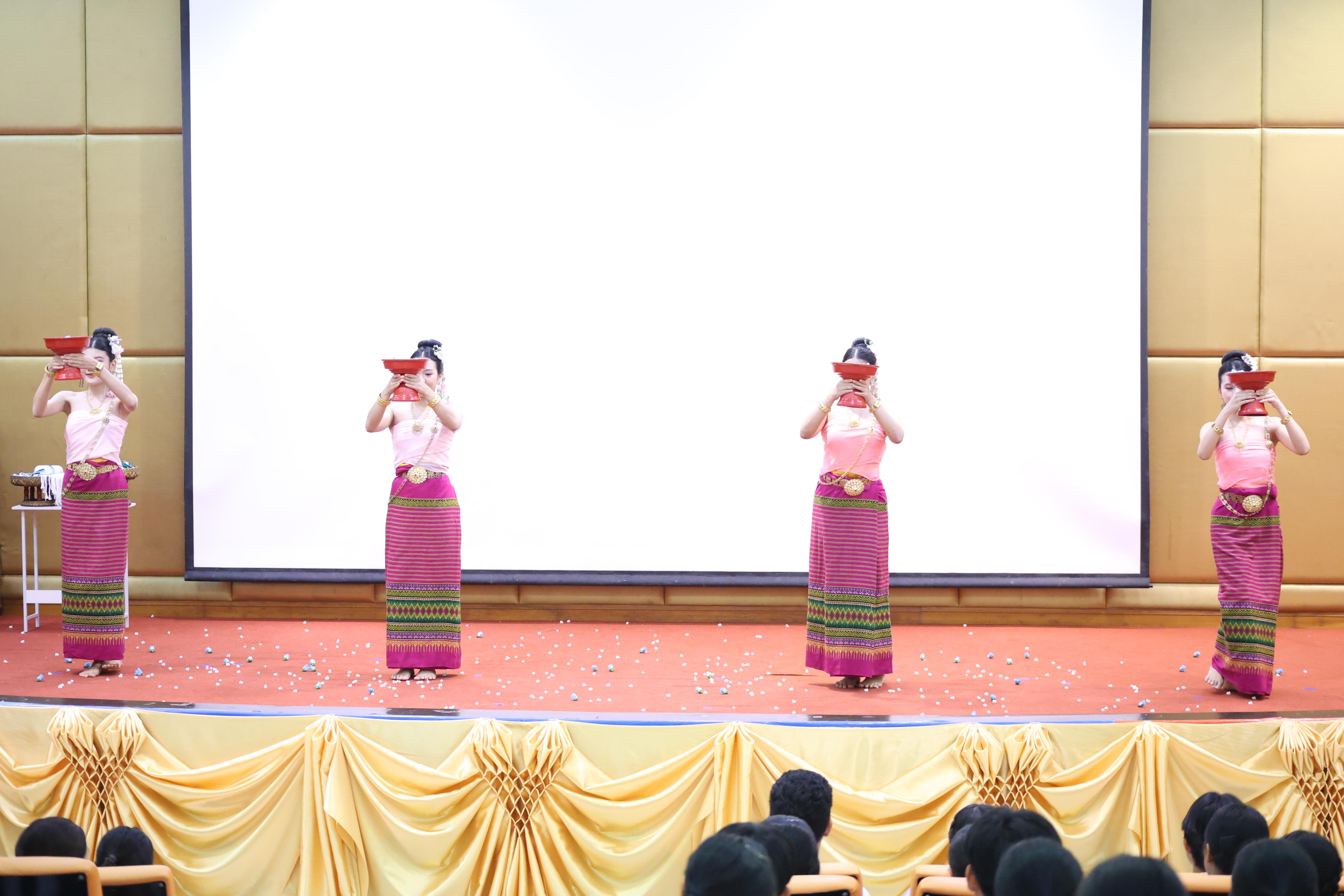 56. โครงการเตรียมความพร้อมนักศึกษาใหม่โปรแกรมวิชาภาษาไทย ประจำปีการศึกษา2569
