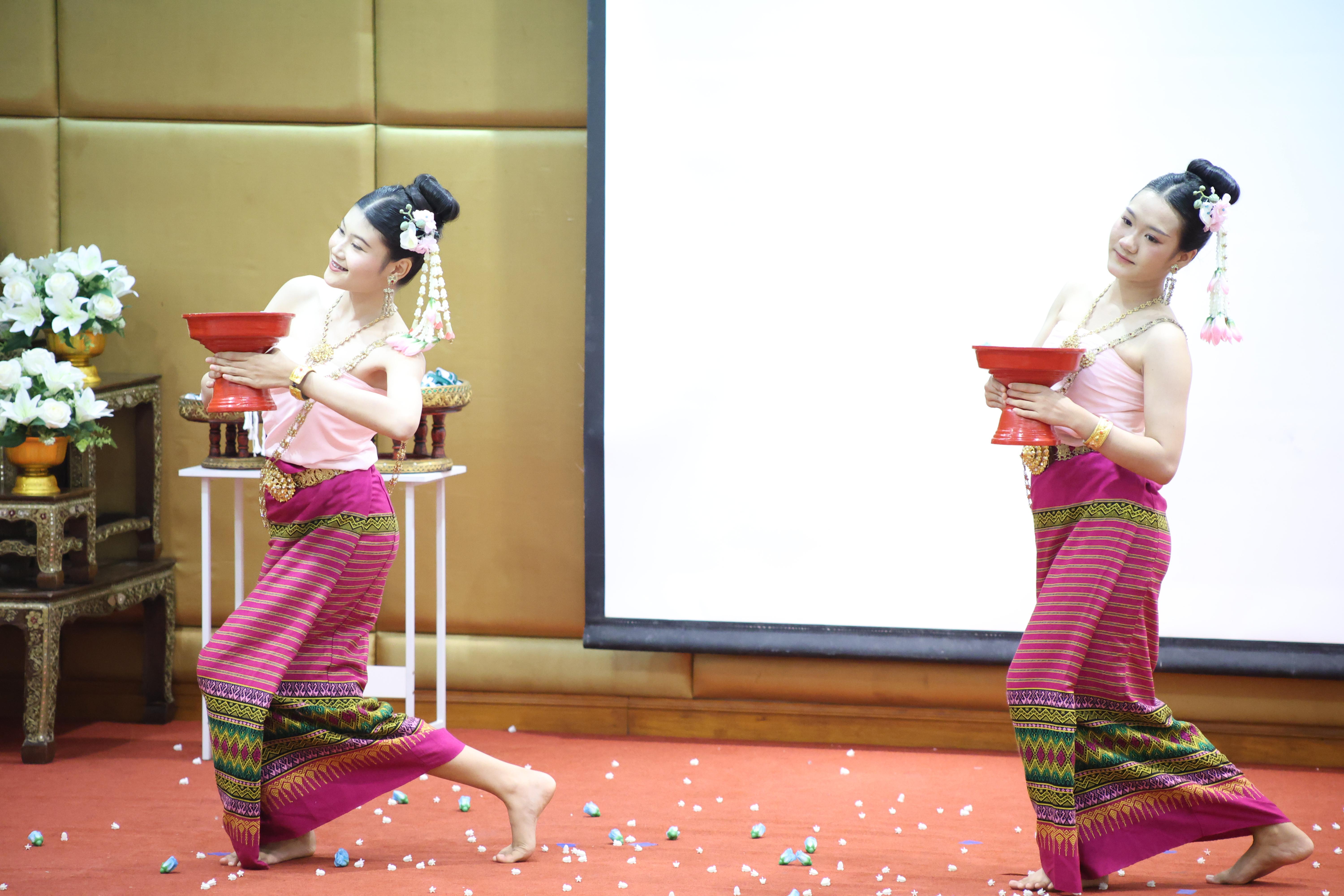 57. โครงการเตรียมความพร้อมนักศึกษาใหม่โปรแกรมวิชาภาษาไทย ประจำปีการศึกษา2569