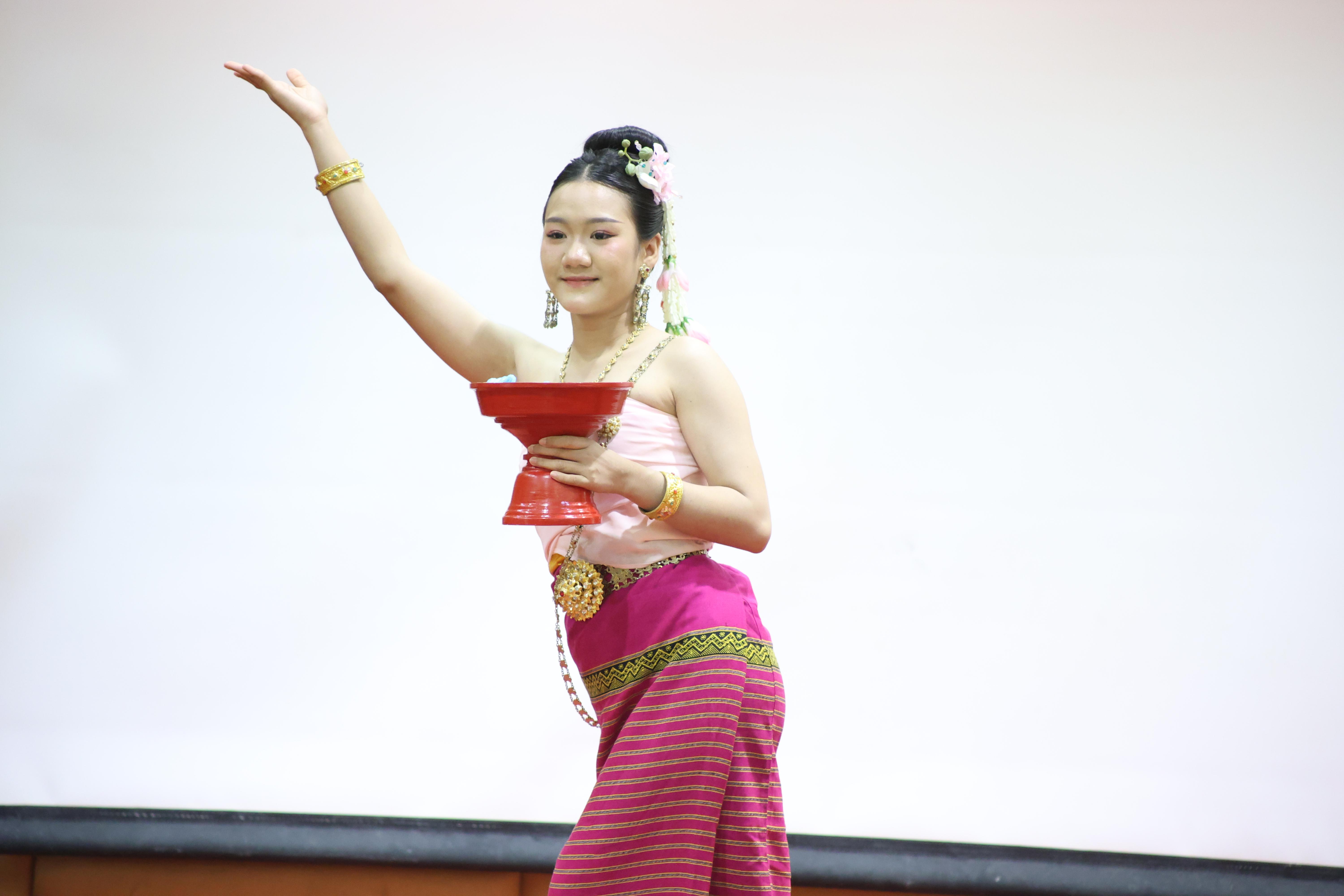 61. โครงการเตรียมความพร้อมนักศึกษาใหม่โปรแกรมวิชาภาษาไทย ประจำปีการศึกษา2569