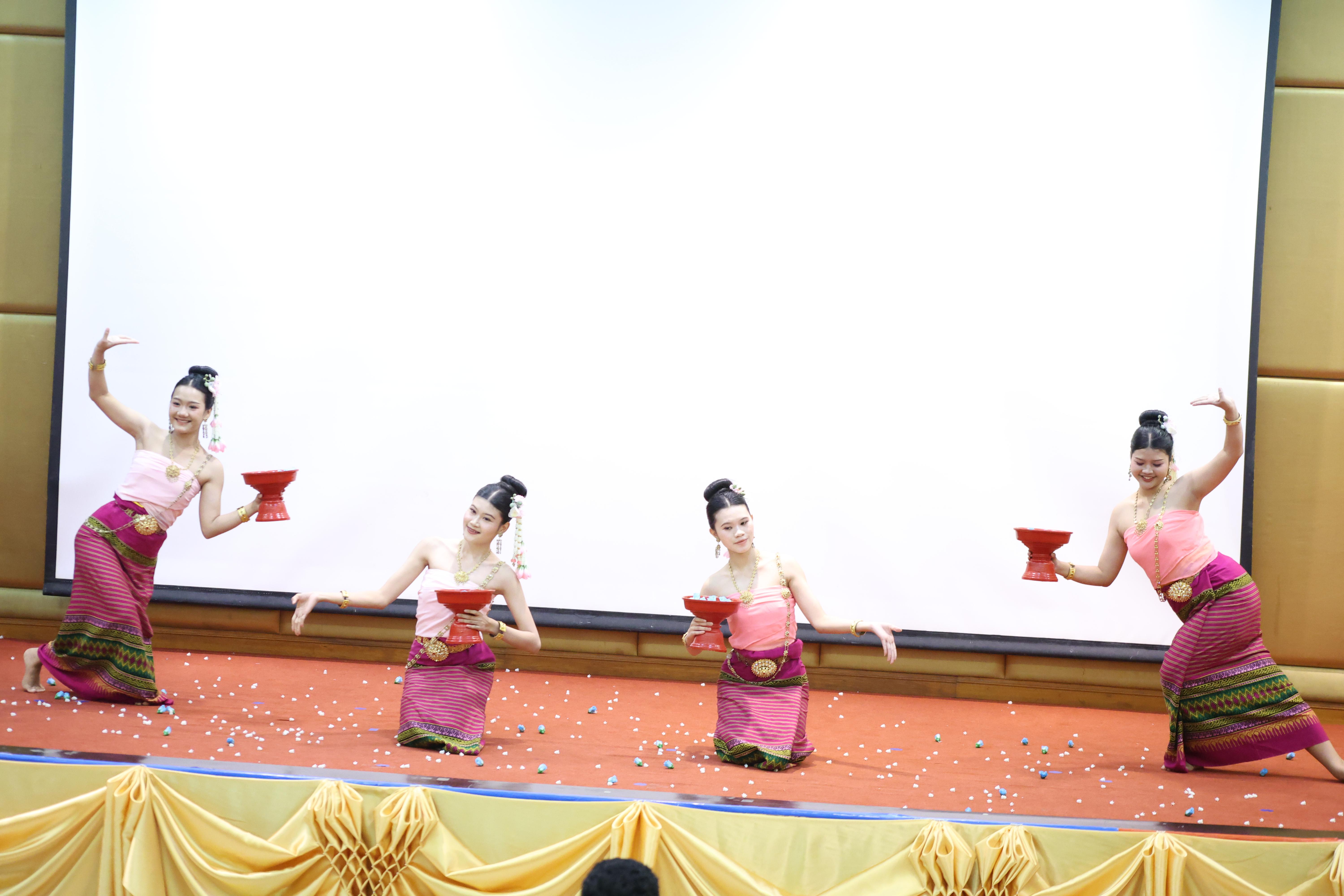 64. โครงการเตรียมความพร้อมนักศึกษาใหม่โปรแกรมวิชาภาษาไทย ประจำปีการศึกษา2569