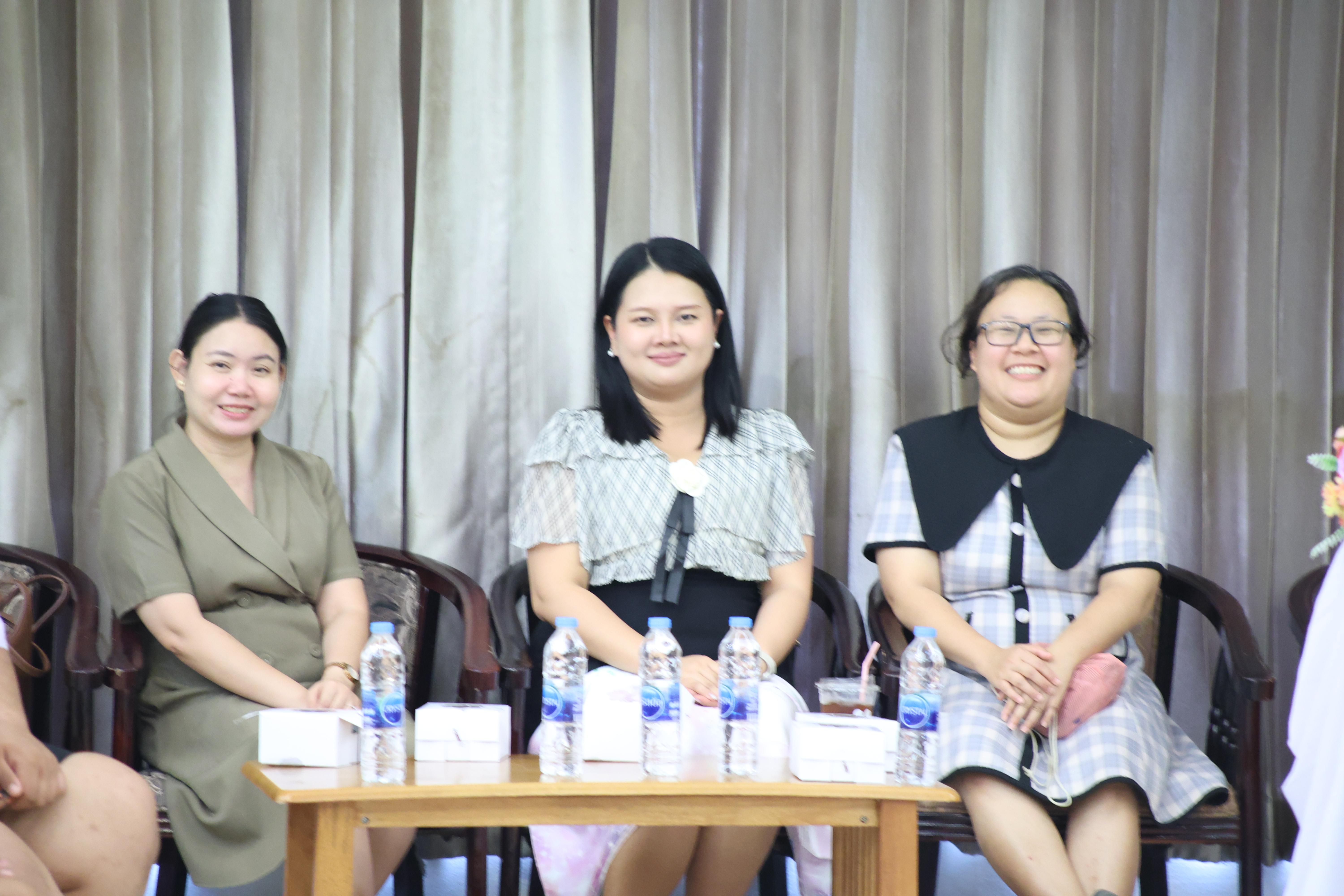 77. โครงการเตรียมความพร้อมนักศึกษาใหม่โปรแกรมวิชาภาษาไทย ประจำปีการศึกษา2569