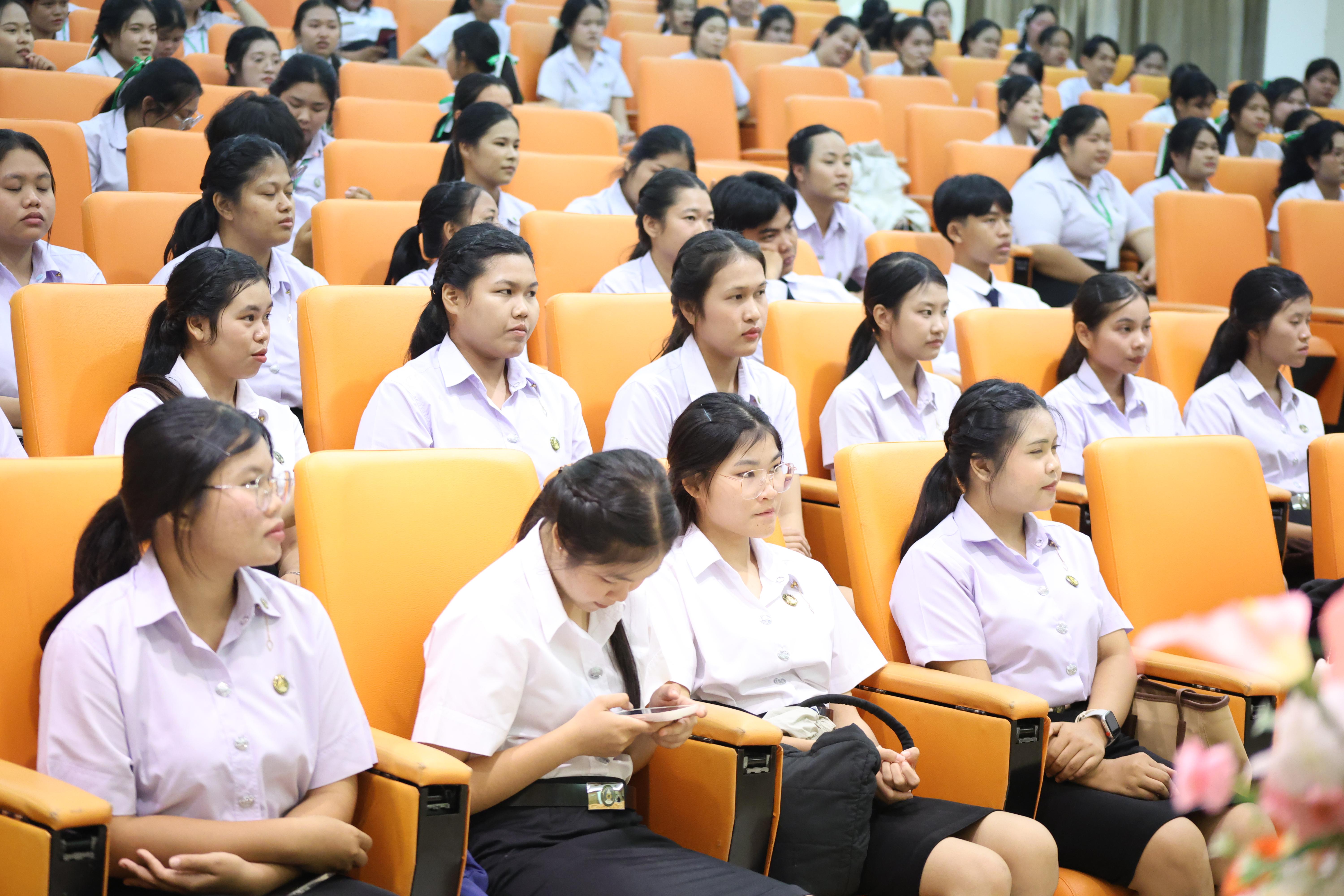 83. โครงการเตรียมความพร้อมนักศึกษาใหม่โปรแกรมวิชาภาษาไทย ประจำปีการศึกษา2569