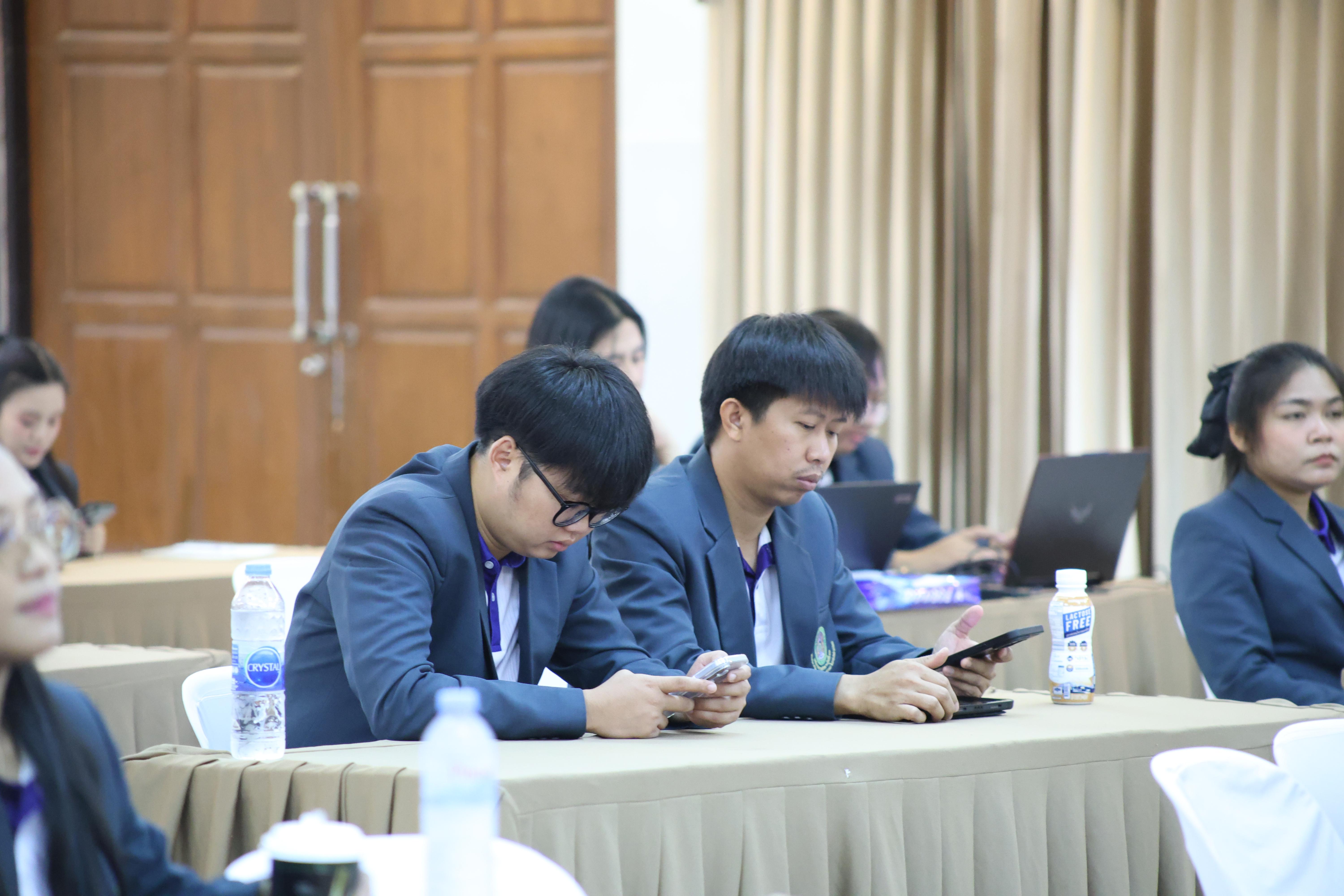 14. กิจกรรมอบรมเชิงปฏิบัติการการเตรียมความพร้อมก่อนฝึกประสบการณ์วิชาชีพฯ ประจำปีารศึกษา2569