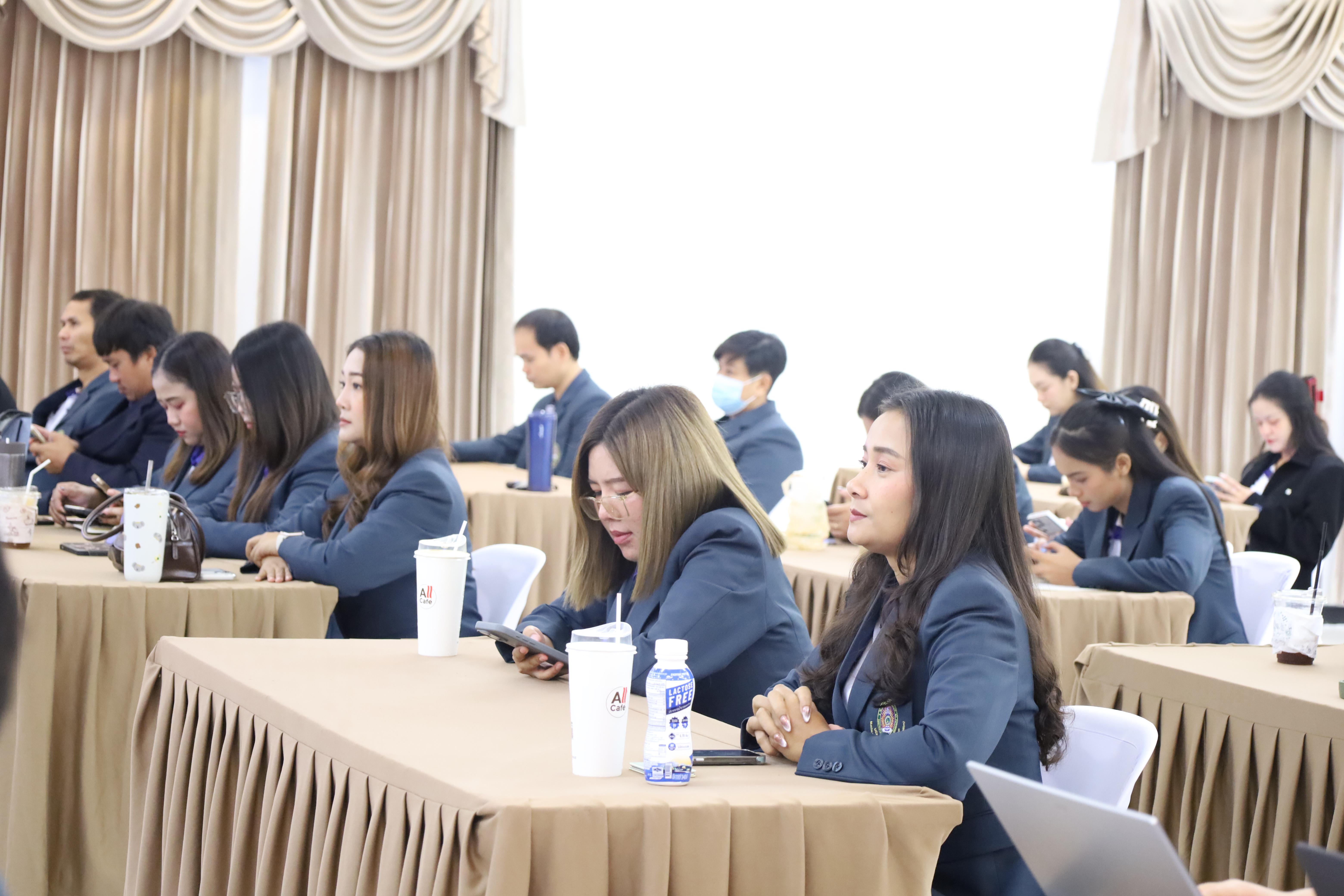 69. กิจกรรมอบรมเชิงปฏิบัติการการเตรียมความพร้อมก่อนฝึกประสบการณ์วิชาชีพฯ ประจำปีารศึกษา2569