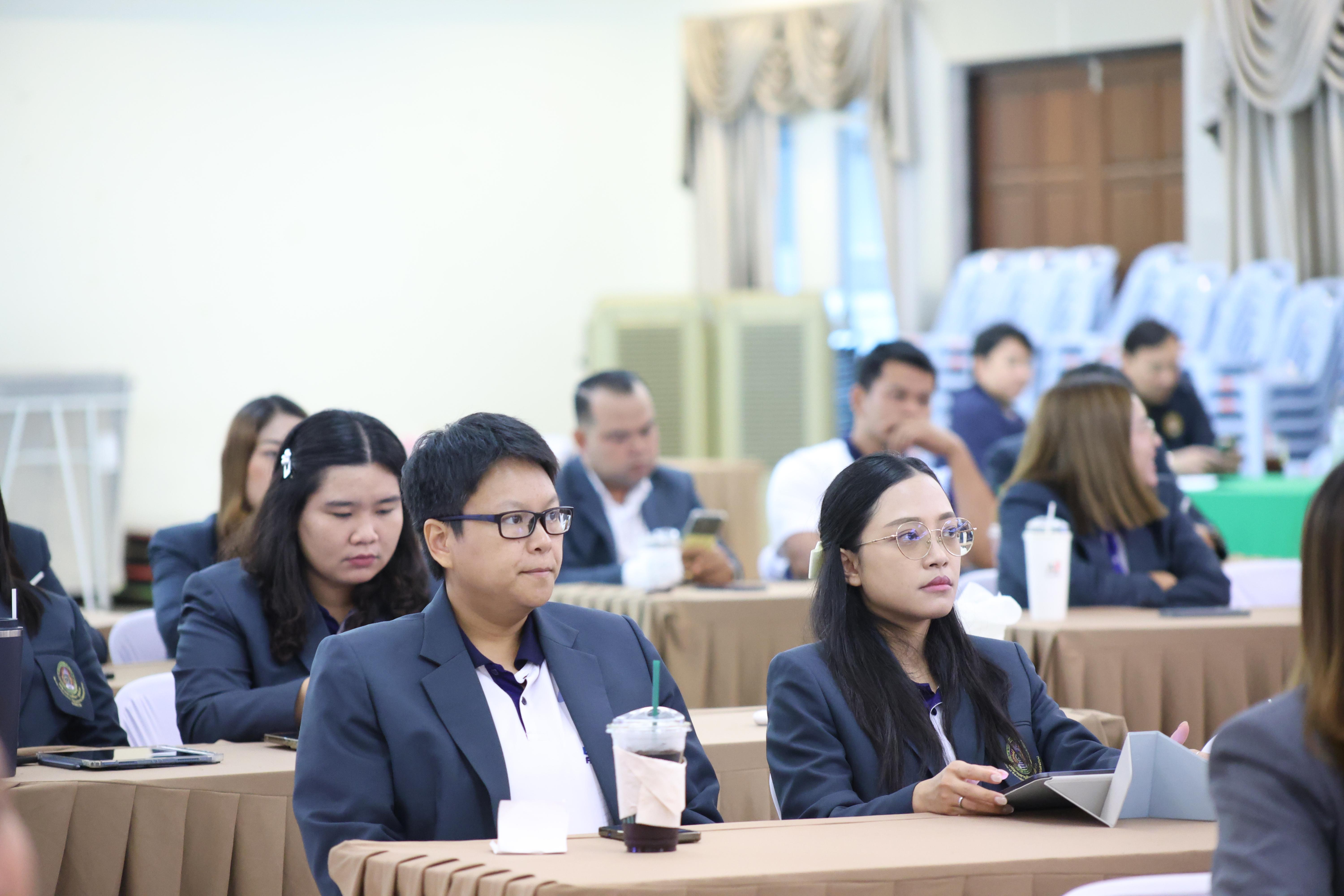 132. กิจกรรมอบรมเชิงปฏิบัติการการเตรียมความพร้อมก่อนฝึกประสบการณ์วิชาชีพฯ ประจำปีารศึกษา2569